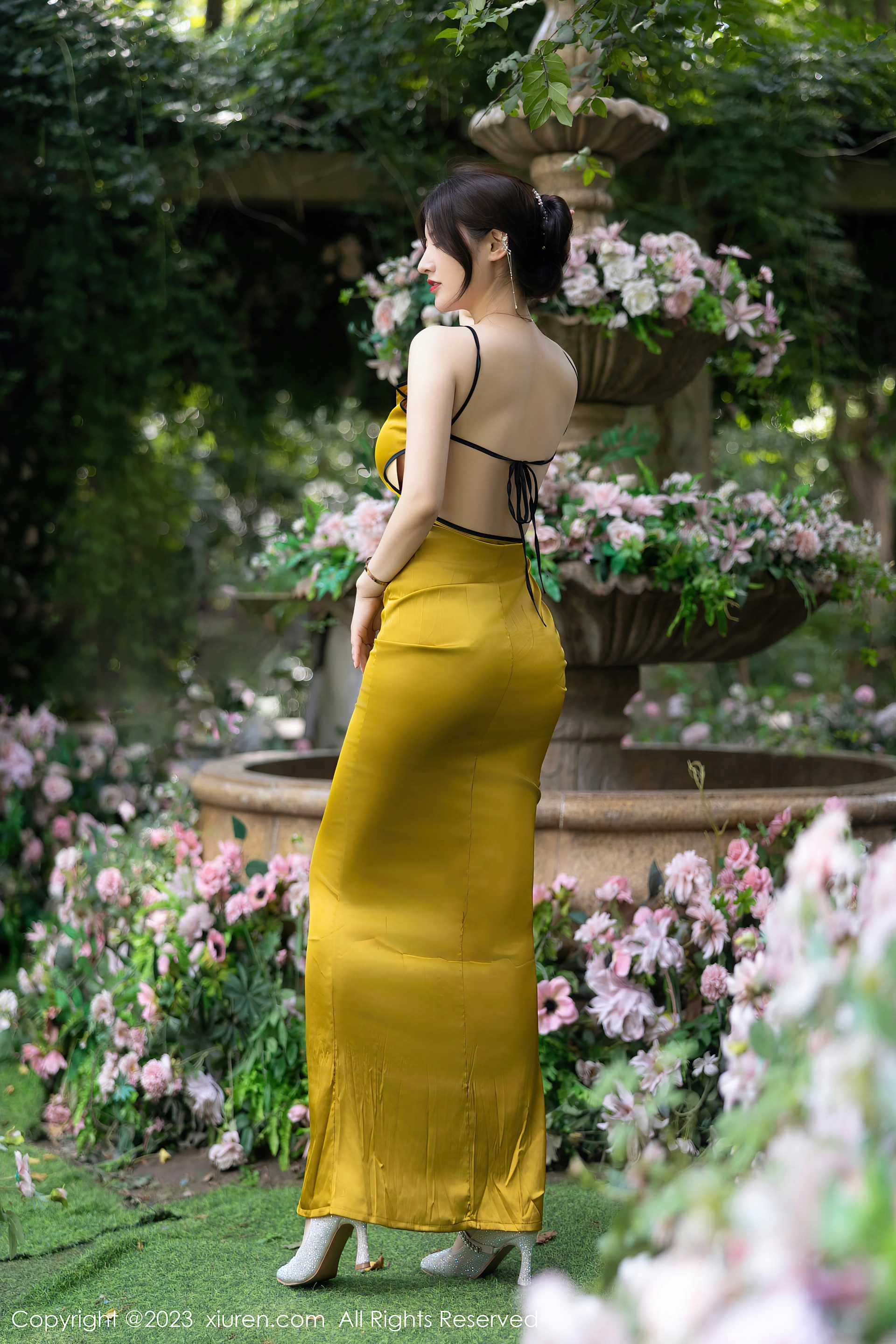 XIUREN秀人网 2023.08.29 NO.7302 诗诗kiki[83+1P／780MB]