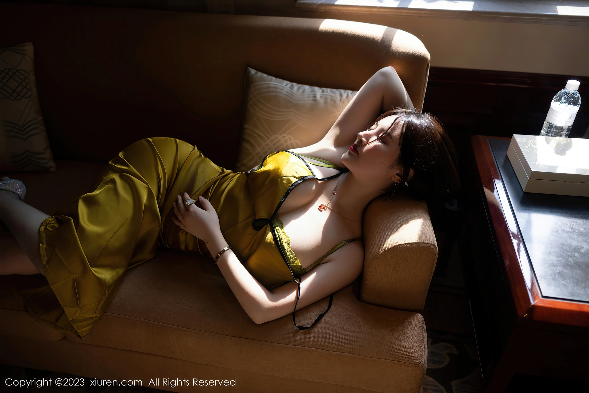 XIUREN秀人网 2023.08.29 NO.7302 诗诗kiki[83+1P／780MB]