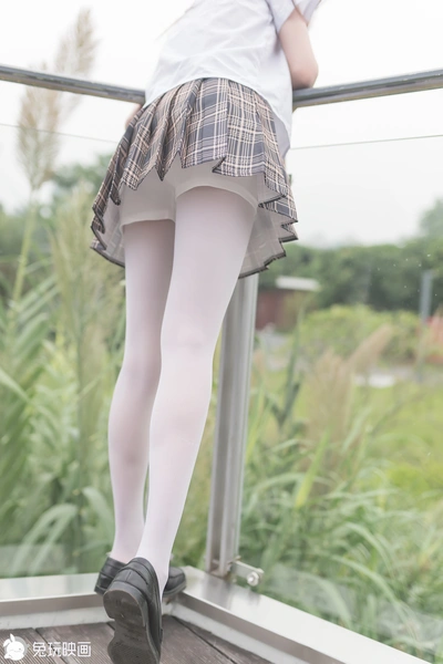 C40.006 教室里的南小鸟 [40P-446MB]
