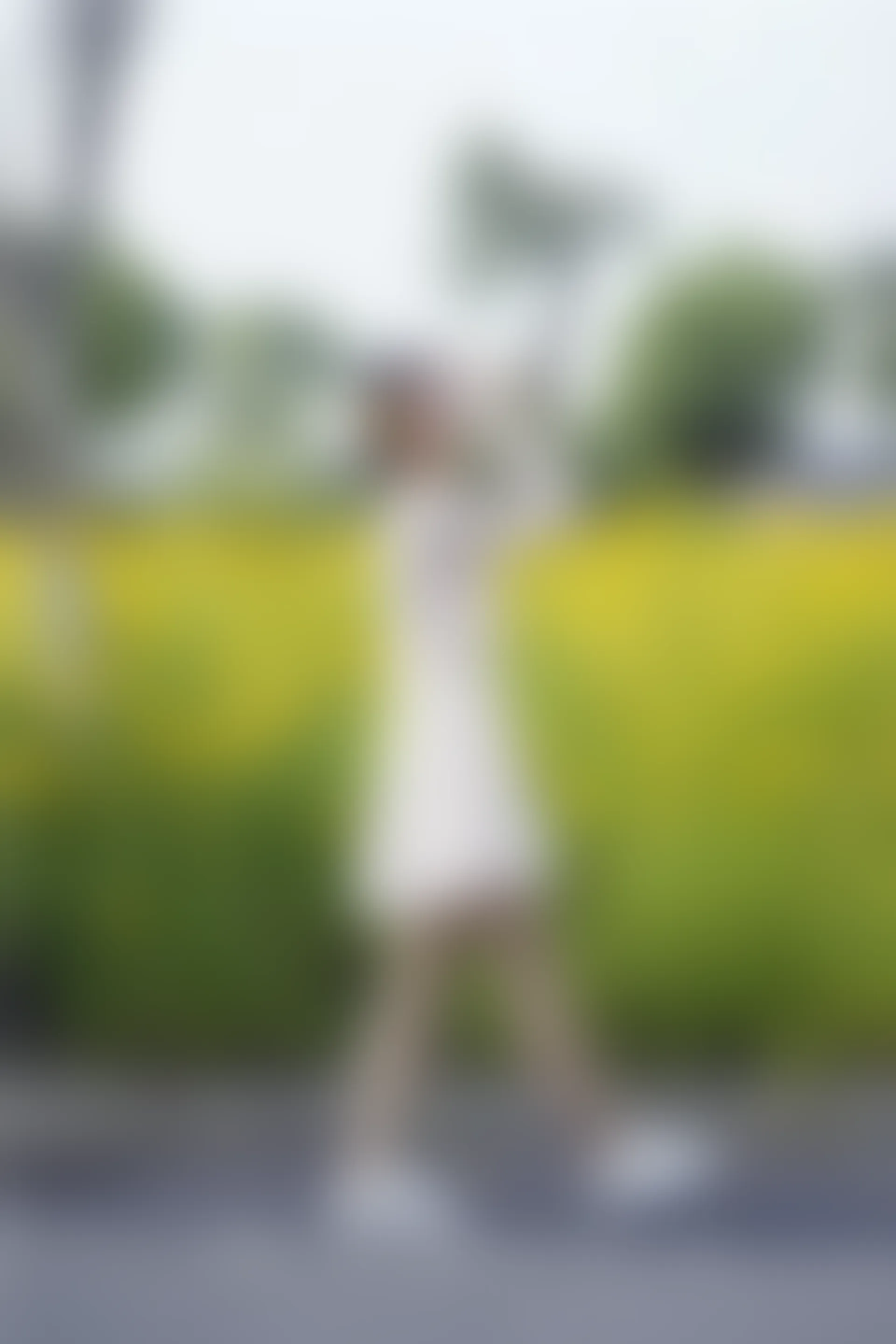 初夏女神 NO.070 依依 邻家女孩-风中少女[122P+1V／4.65GB]