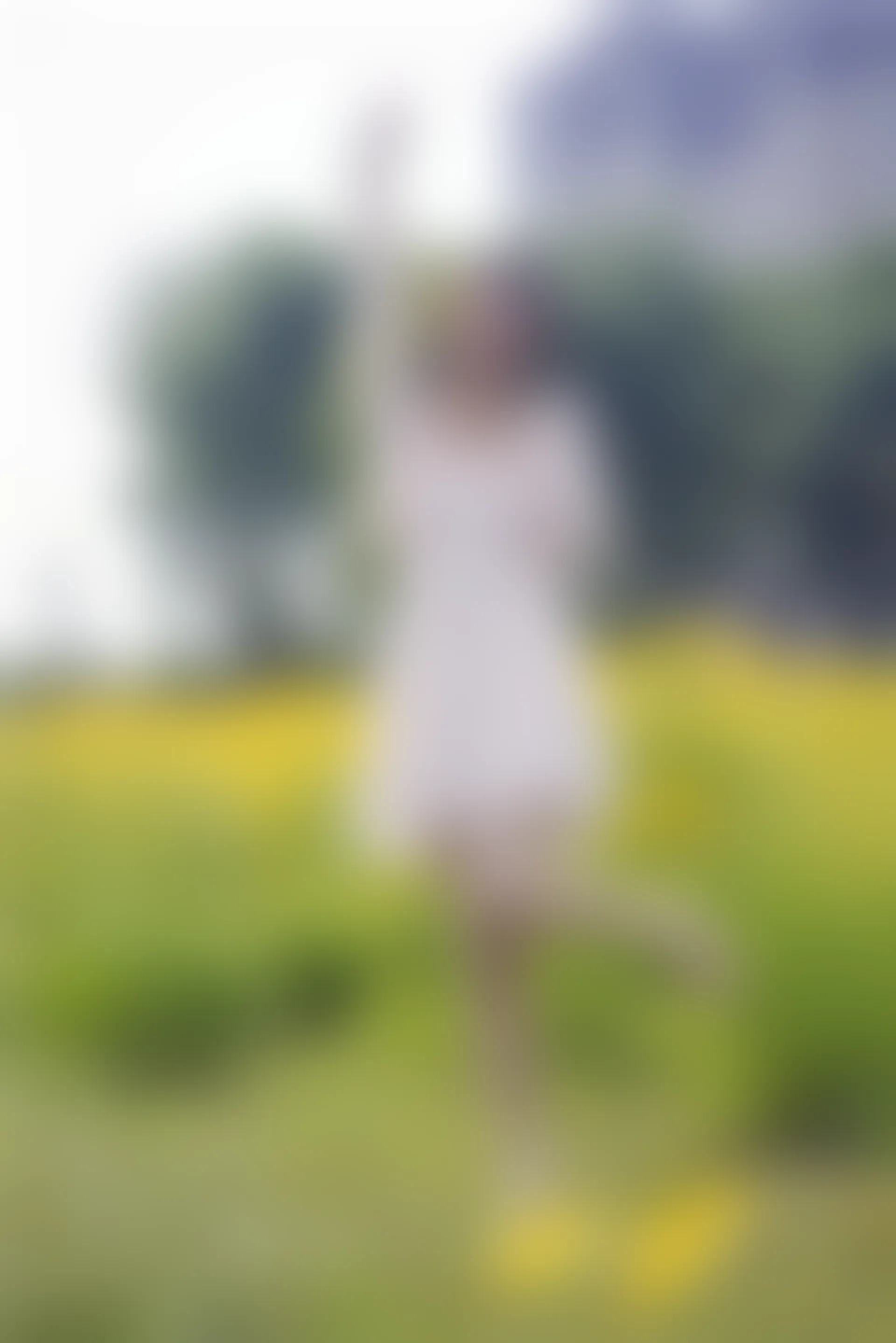 初夏女神 NO.070 依依 邻家女孩-风中少女[122P+1V／4.65GB]