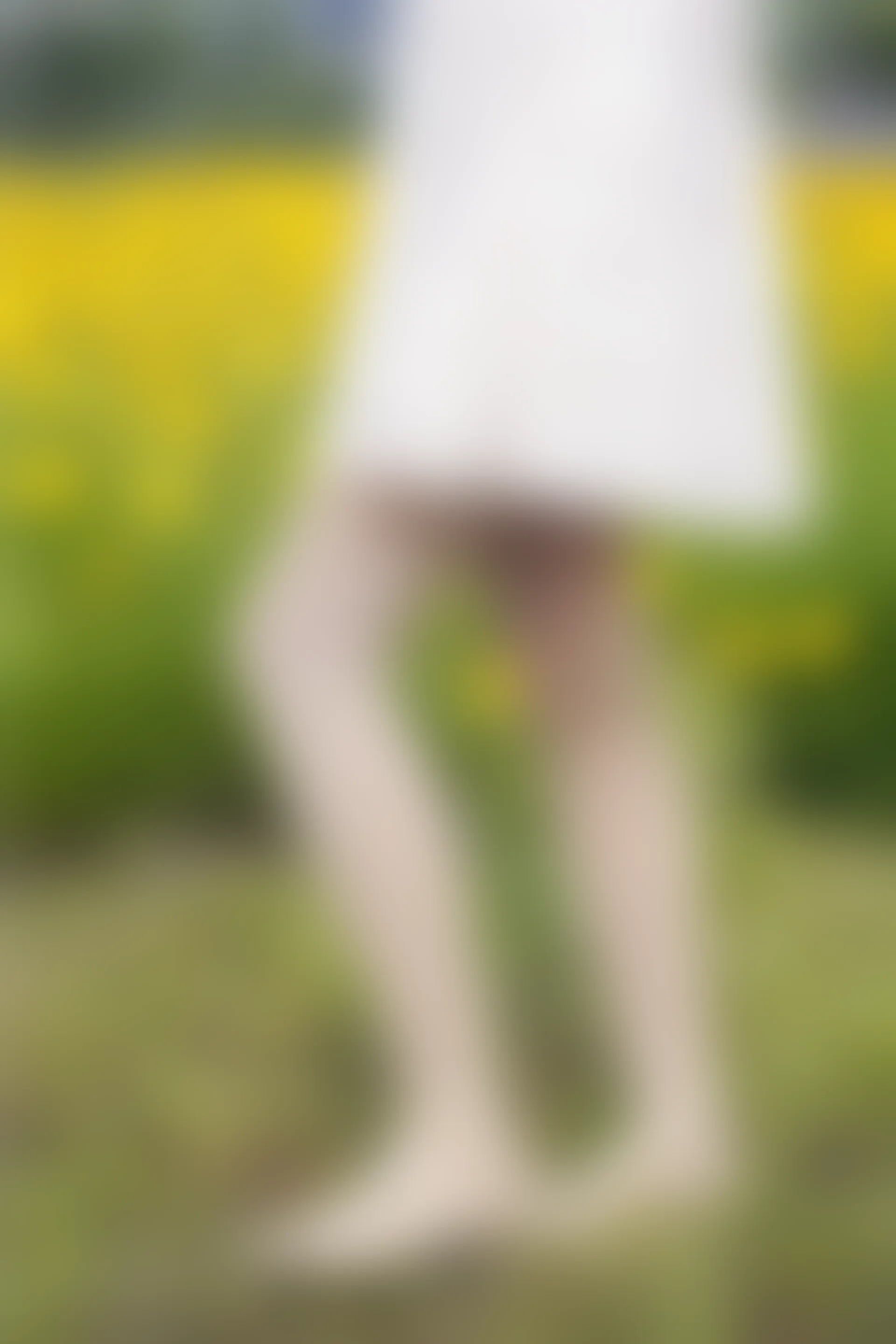 初夏女神 NO.070 依依 邻家女孩-风中少女[122P+1V／4.65GB]