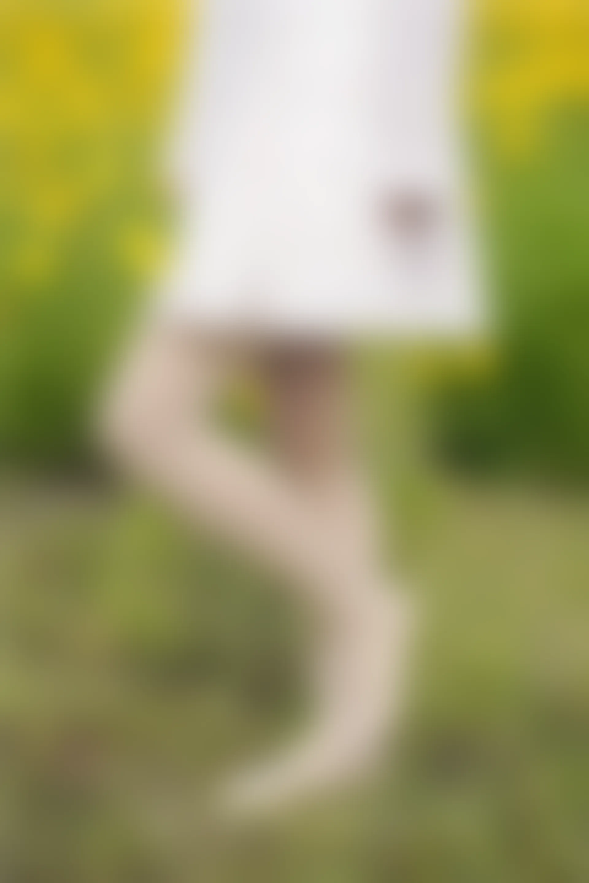 初夏女神 NO.070 依依 邻家女孩-风中少女[122P+1V／4.65GB]