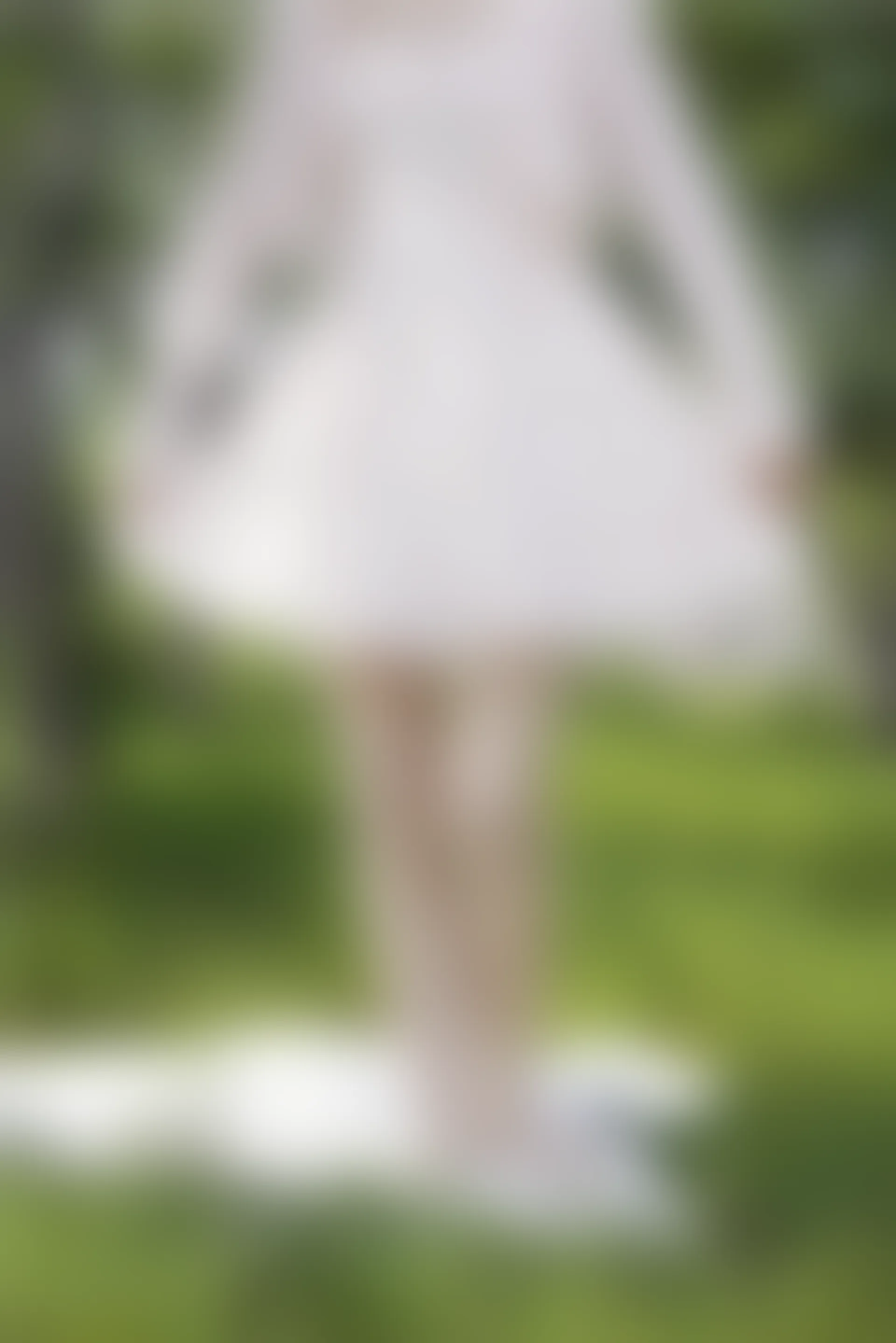 初夏女神 NO.070 依依 邻家女孩-风中少女[122P+1V／4.65GB]