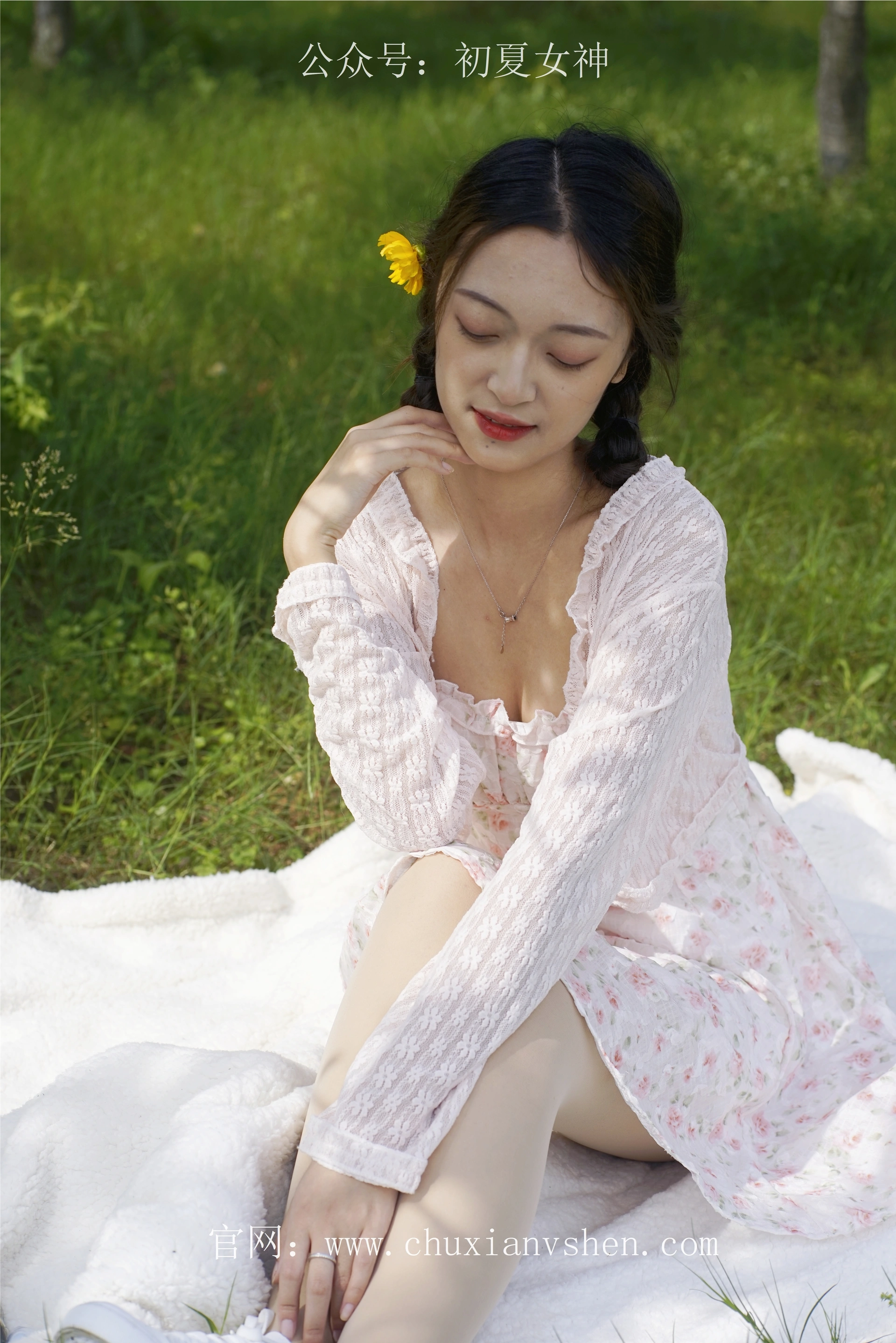 初夏女神 NO.070 依依 邻家女孩-风中少女[122P+1V／4.65GB]