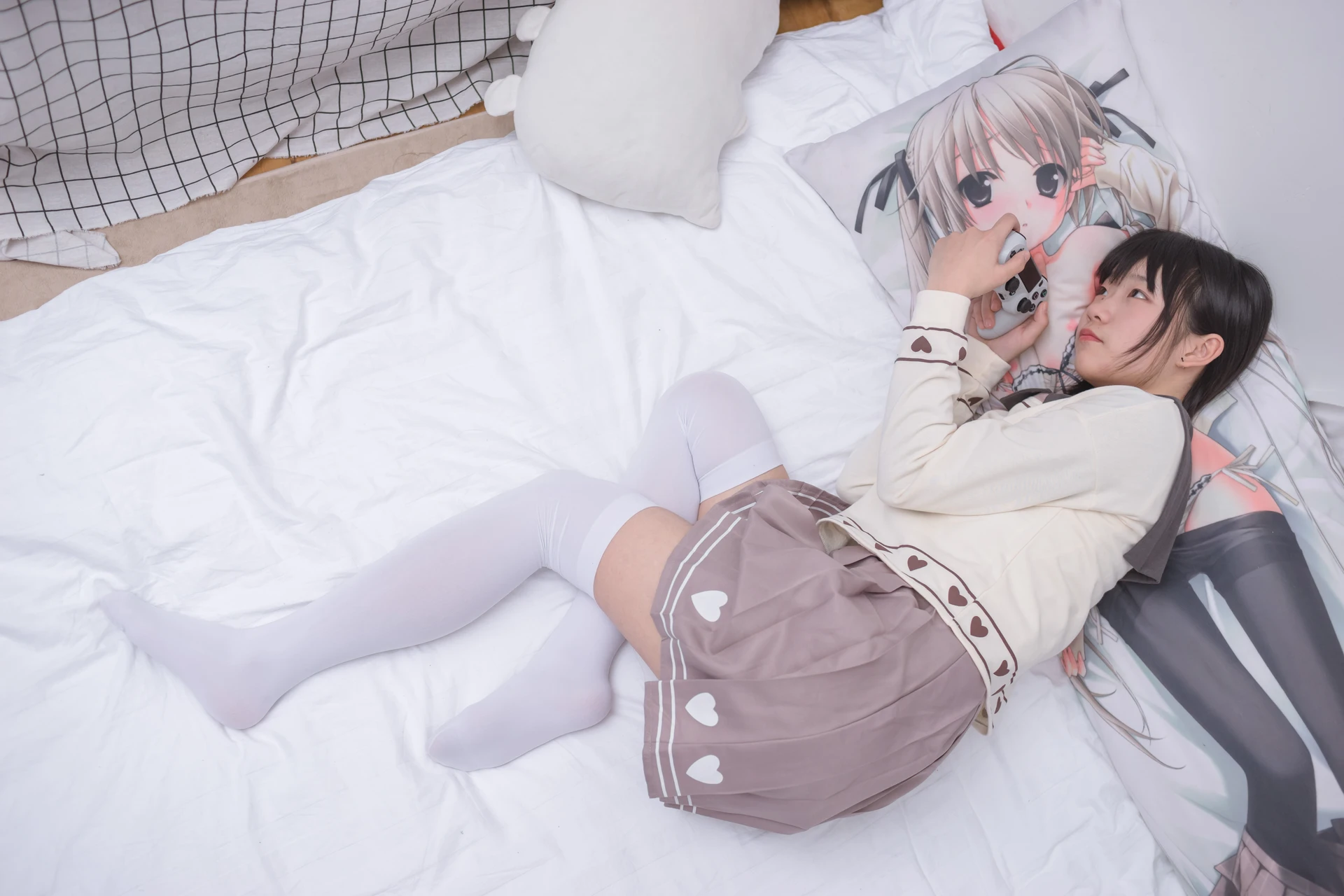 轻兰映画 VOL.011 [75P-343M]可爱, 白丝, 美腿, 美足, 轻兰映画