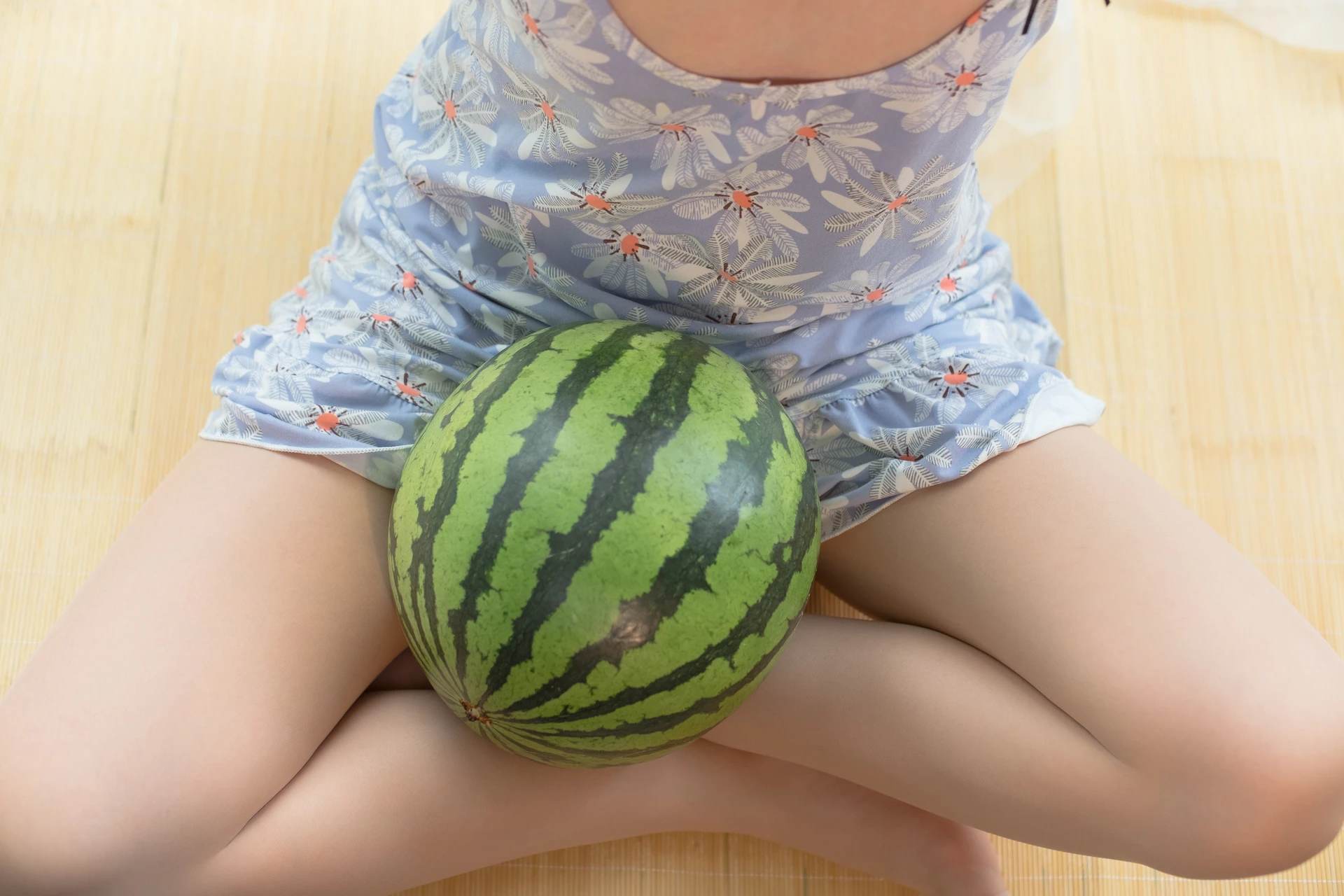 森萝财团 X-028 [128P1V-2.19G]可爱, 森萝财团, 美腿, 肉丝