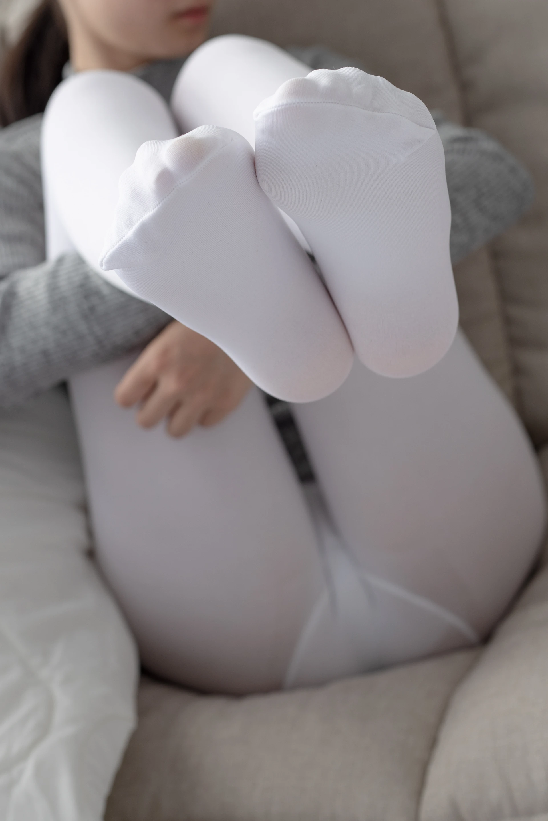 爱花写真 ALPHA-016 [141P-1.85G]可爱, 森萝财团, 爱花写真, 白丝, 美腿