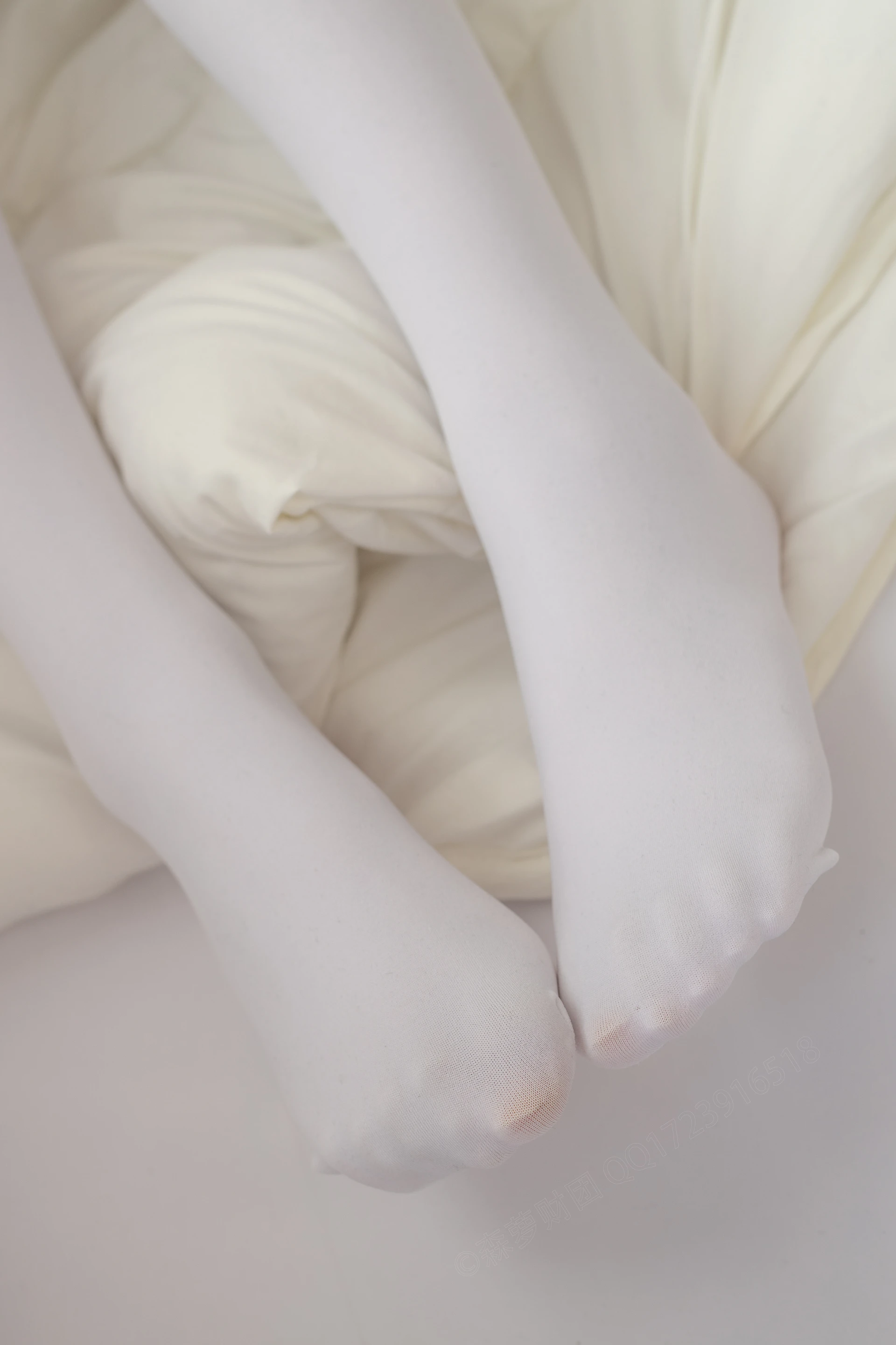 爱花写真 ALPHA-016 [141P-1.85G]可爱, 森萝财团, 爱花写真, 白丝, 美腿