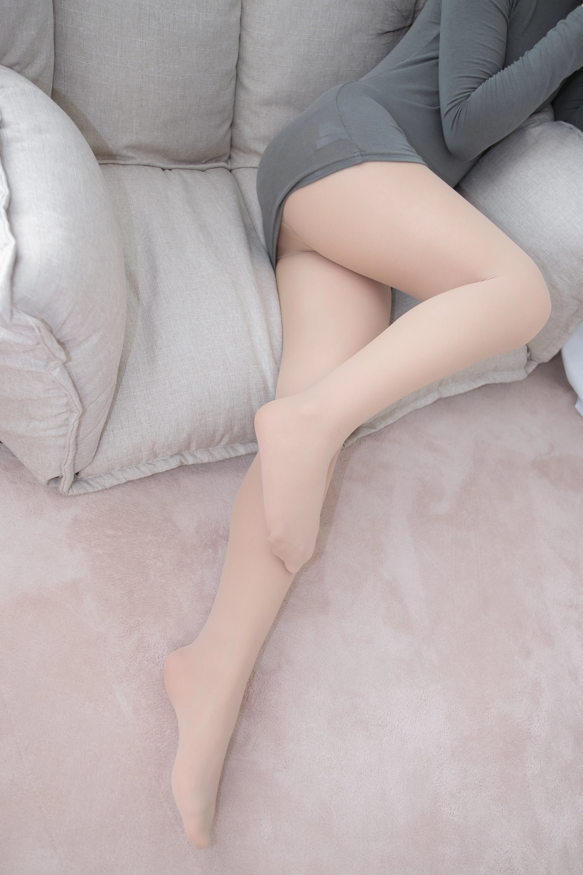 爱花写真 ALPHA-006 [92P-972M]森萝财团, 爱花写真, 美腿, 美足, 肉丝