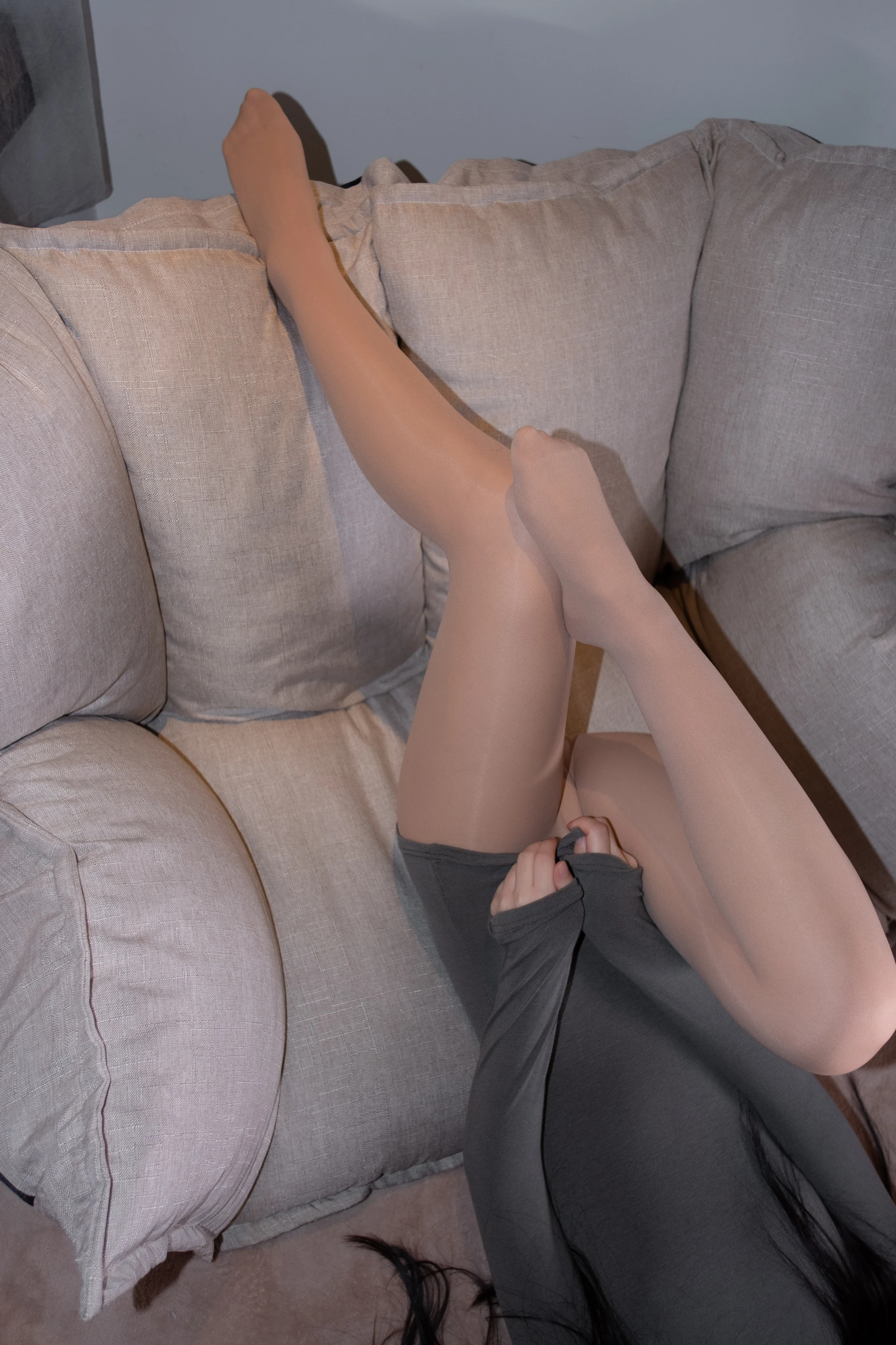 爱花写真 ALPHA-006 [92P-972M]森萝财团, 爱花写真, 美腿, 美足, 肉丝