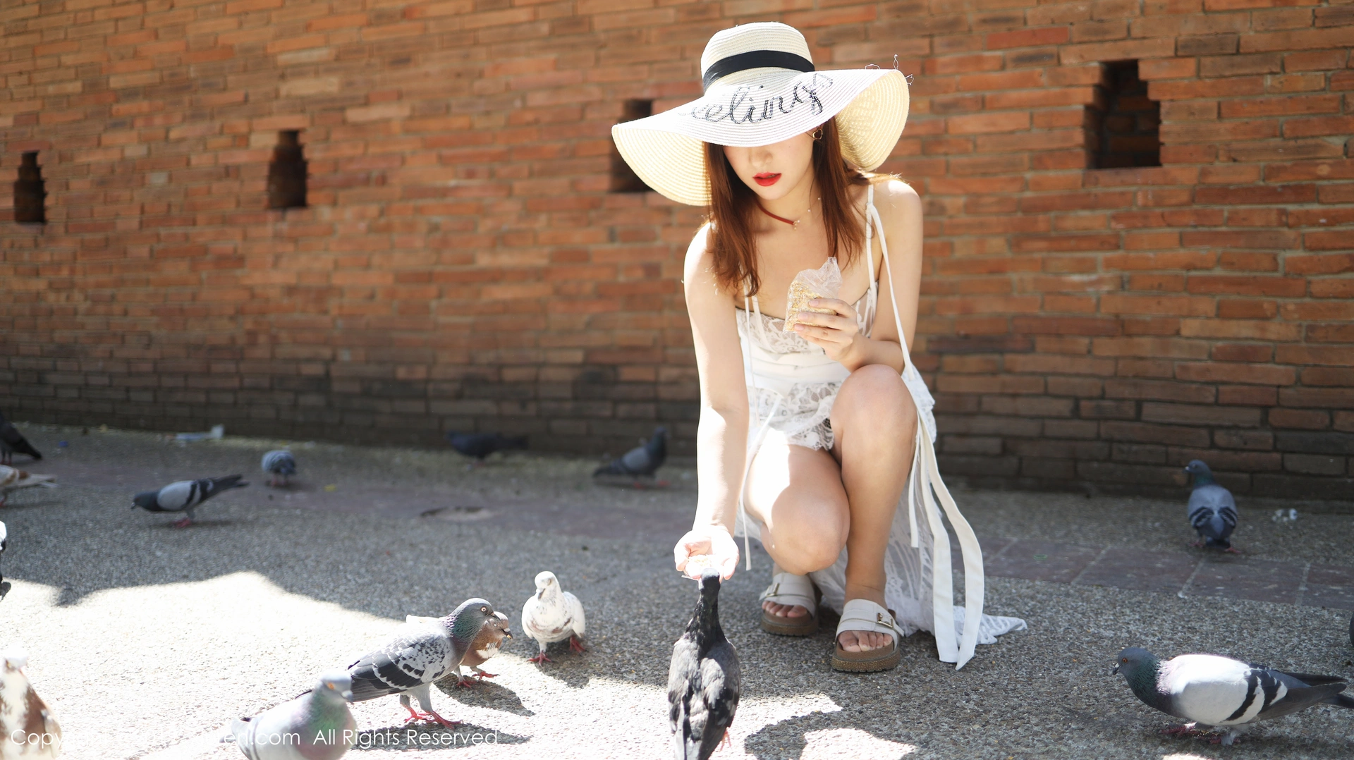 XIUREN秀人网 2019.12.30 NO.1892 艺儿拿铁[55+1P／85.8M]