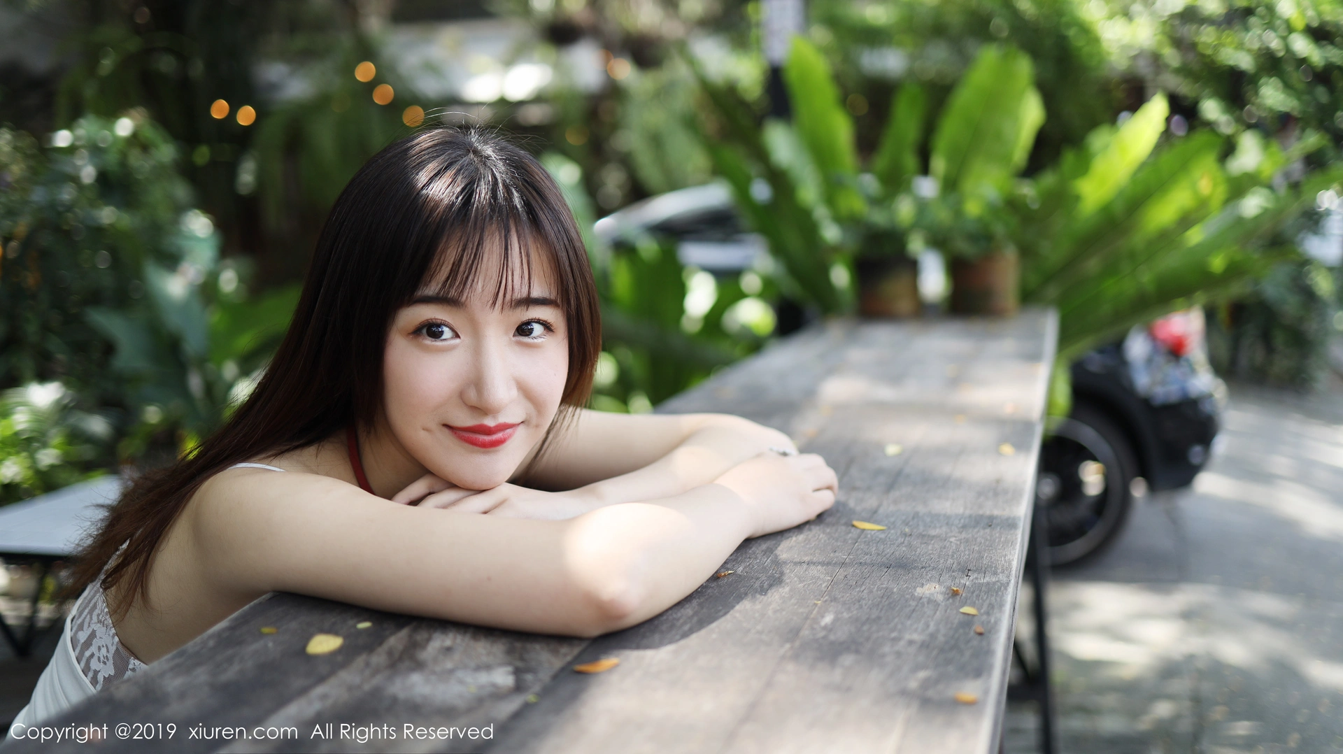 XIUREN秀人网 2019.12.30 NO.1892 艺儿拿铁[55+1P／85.8M]