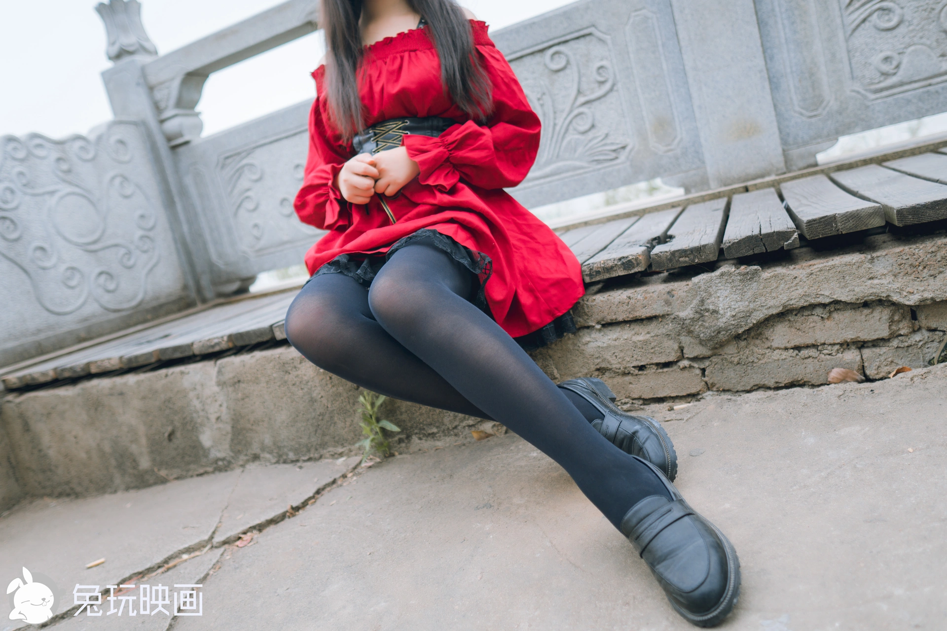 C35.003 红与黑 [40P-385MB]
