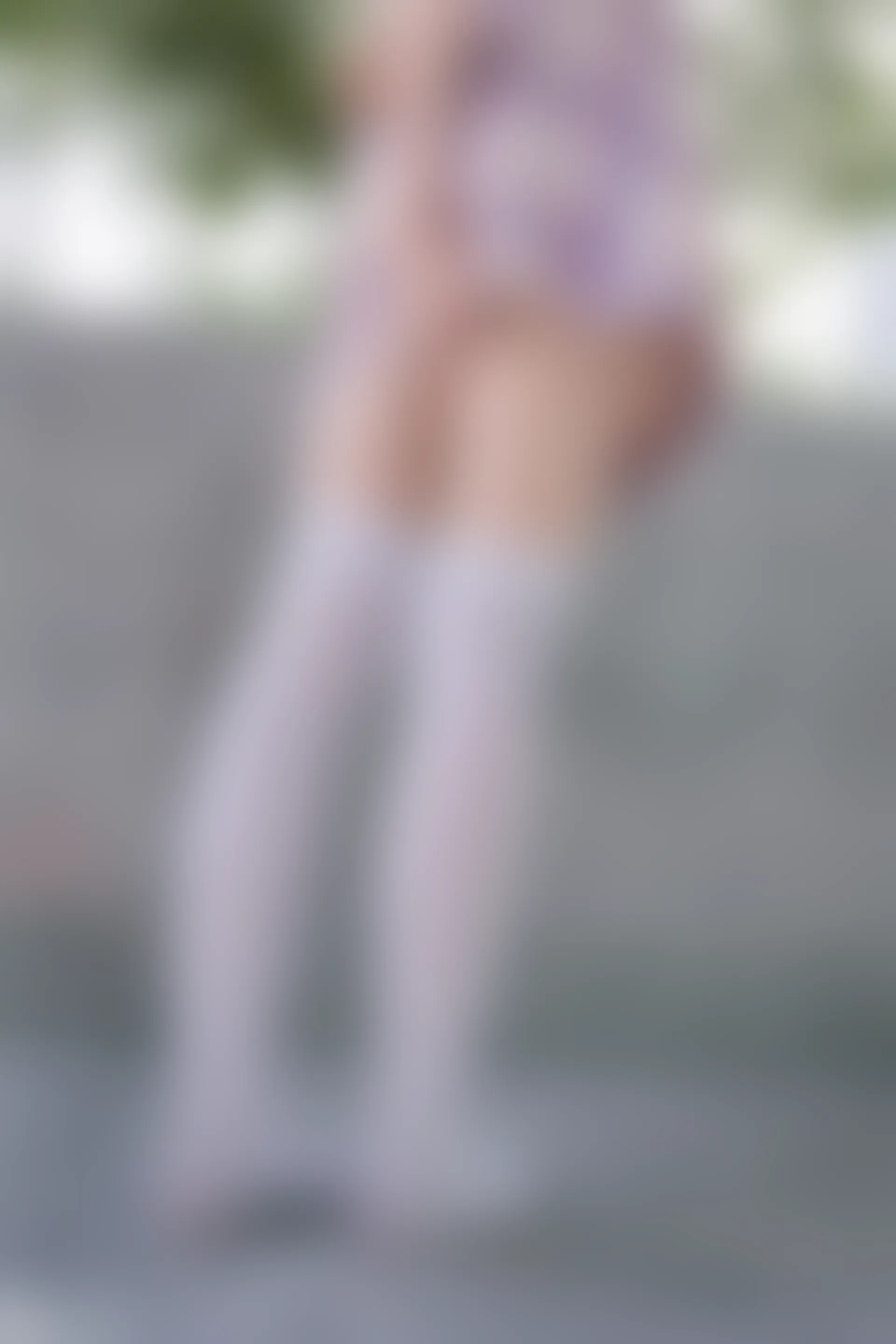 C18.008 紫红色格裙 [40P-39MB]