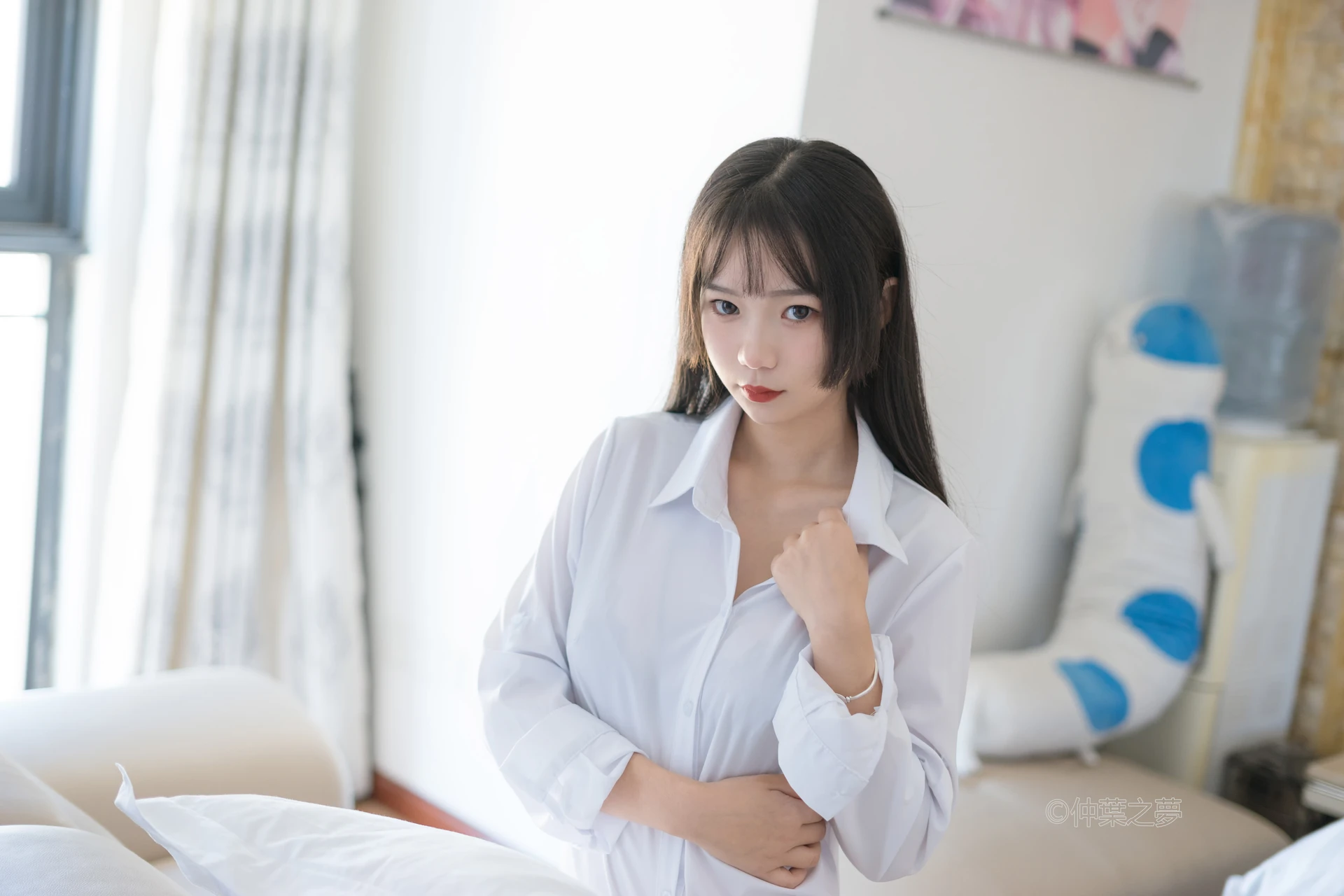 轻兰映画 SPL.013 [70P-165M]制服, 白丝, 美腿, 轻兰映画