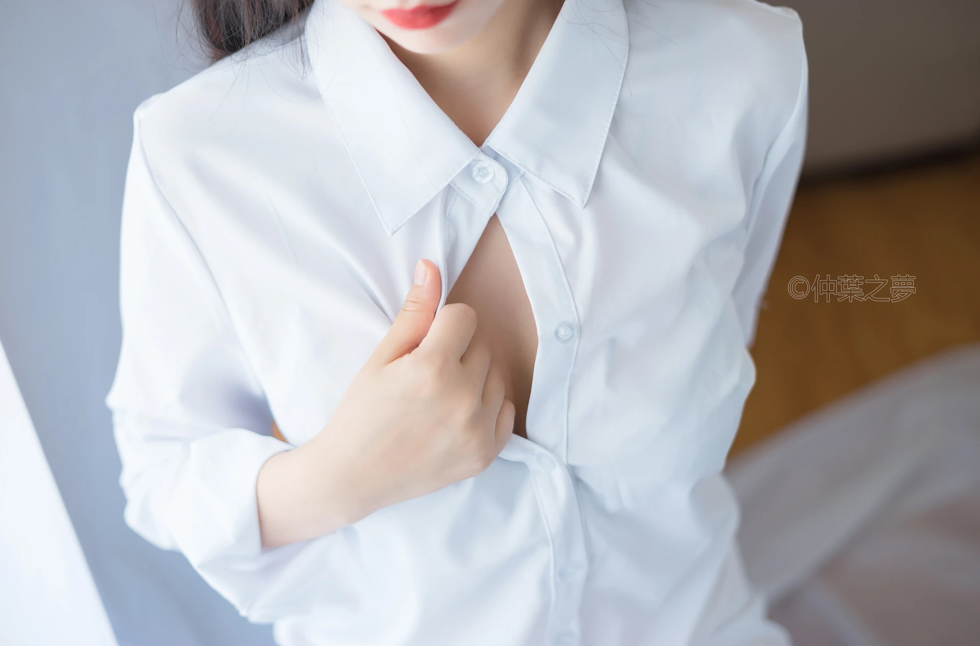 轻兰映画 SPL.013 [70P-165M]制服, 白丝, 美腿, 轻兰映画