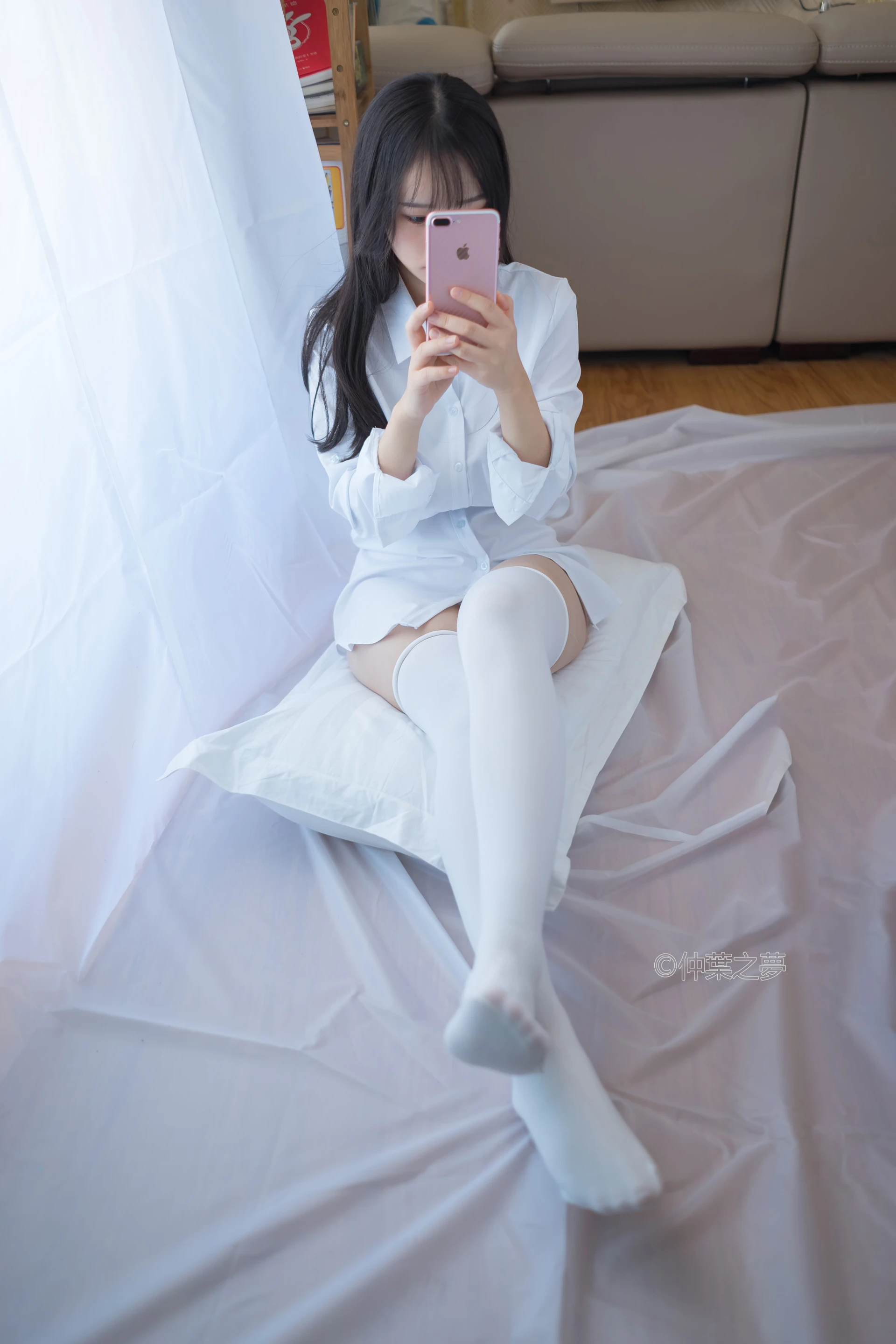 轻兰映画 SPL.013 [70P-165M]制服, 白丝, 美腿, 轻兰映画