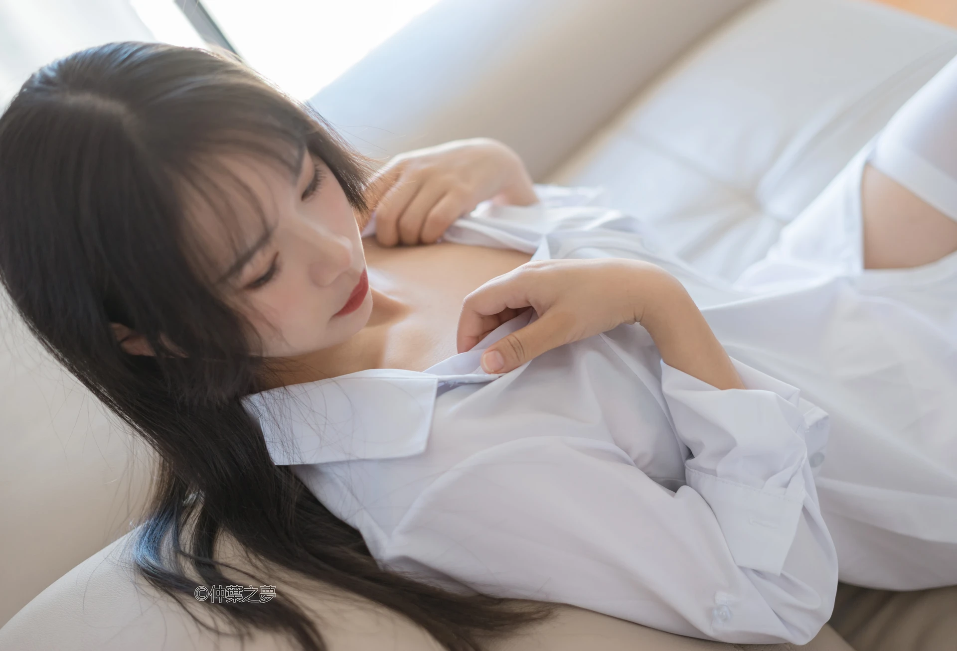 轻兰映画 SPL.013 [70P-165M]制服, 白丝, 美腿, 轻兰映画