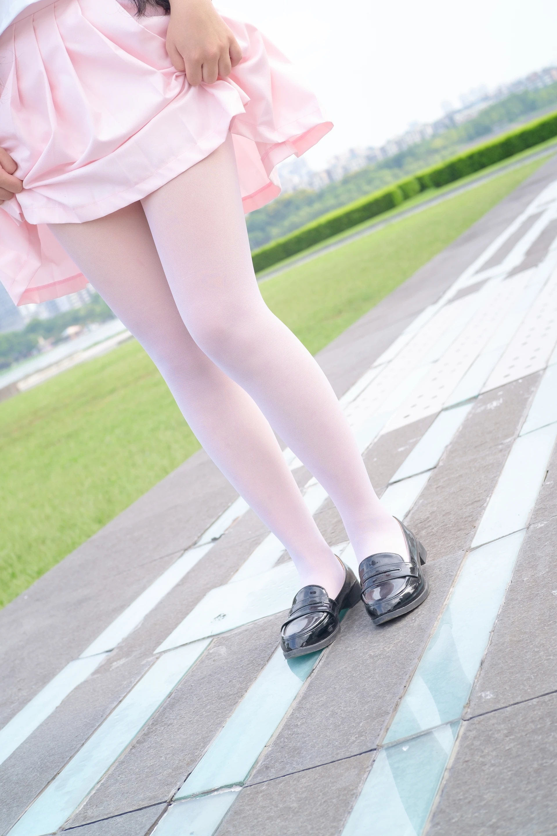 森萝财团 R15-033 [75P-561M]可爱, 森萝财团, 白丝, 美腿
