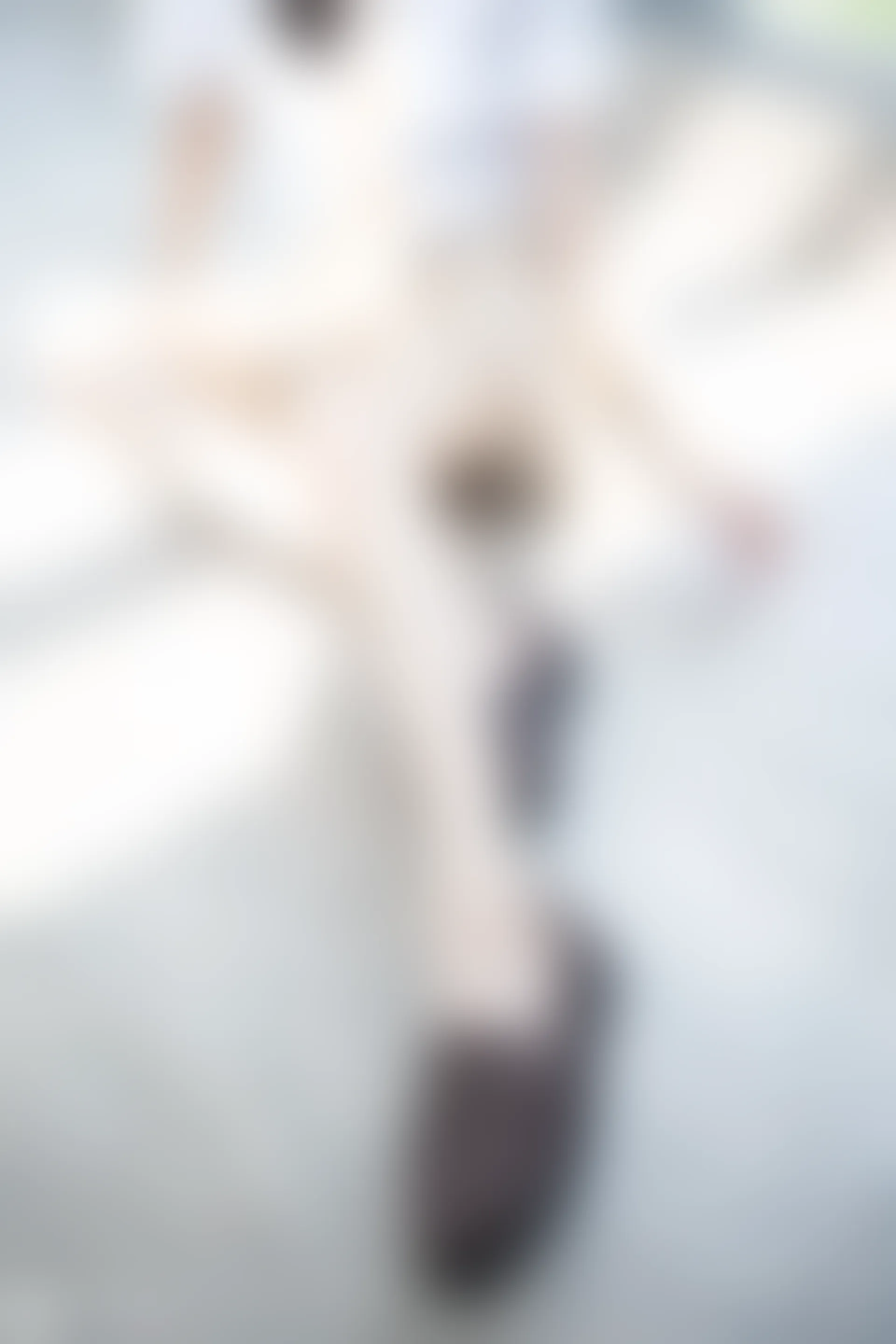 C17.001 超级细的小细腿 [38P-95MB]