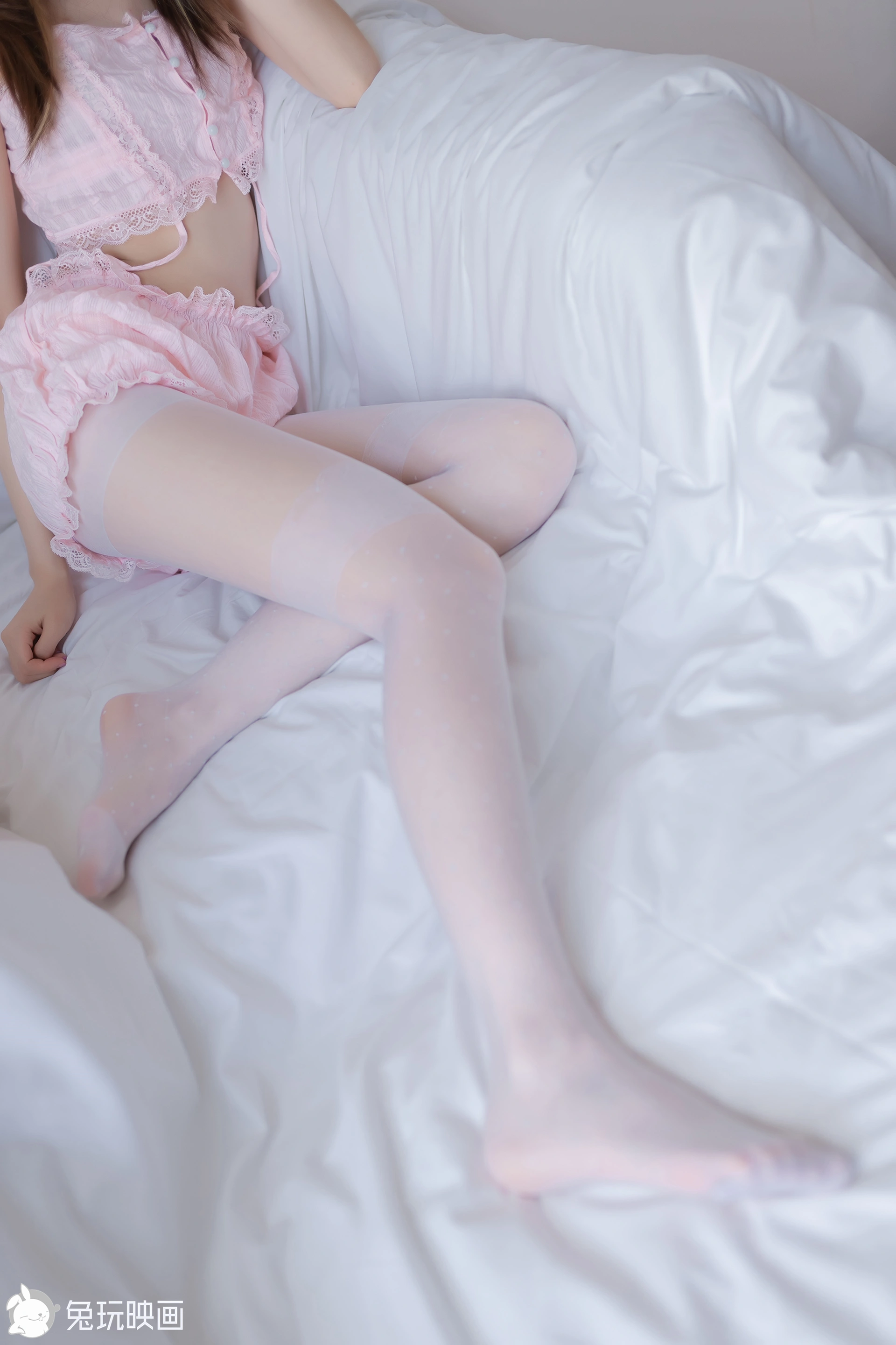 C25.002 粉色居家服 [40P-65MB]