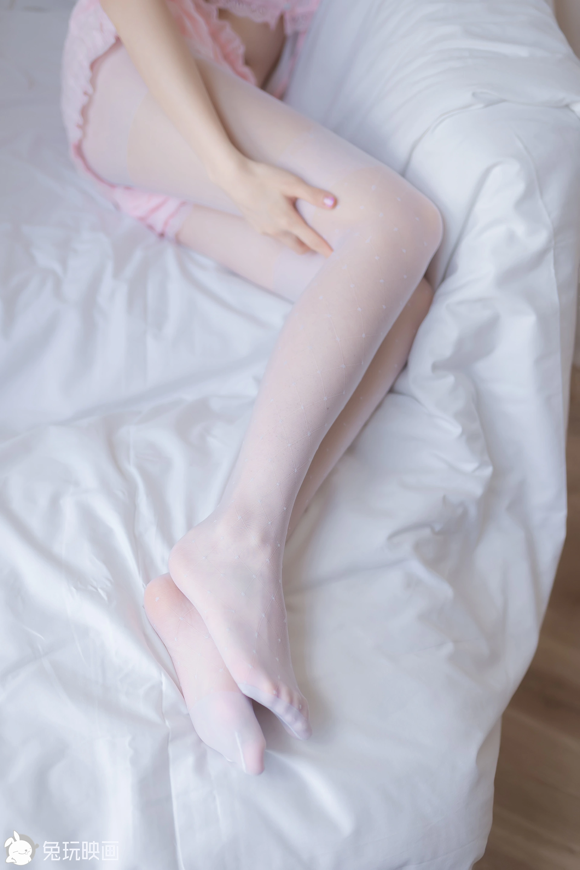 C25.002 粉色居家服 [40P-65MB]