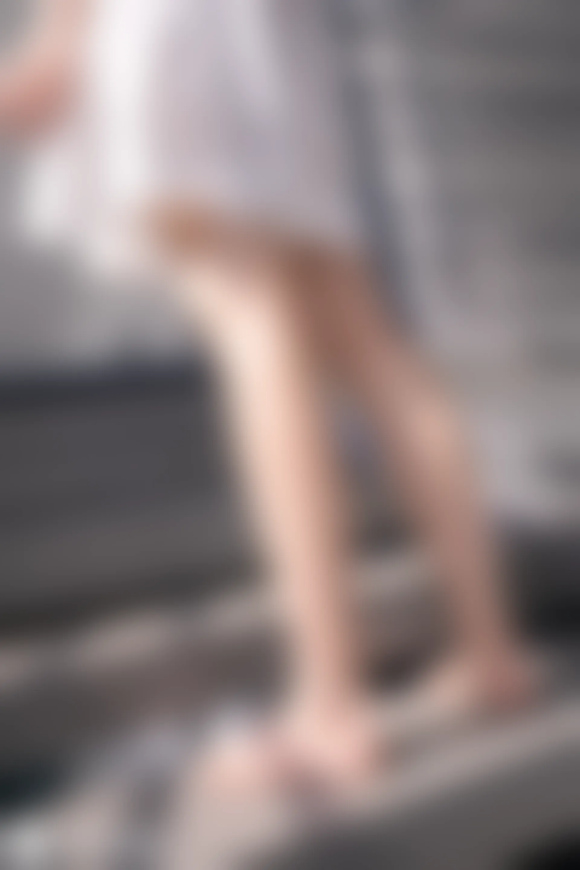 C30.002 阳光白裙 [41P-93MB]