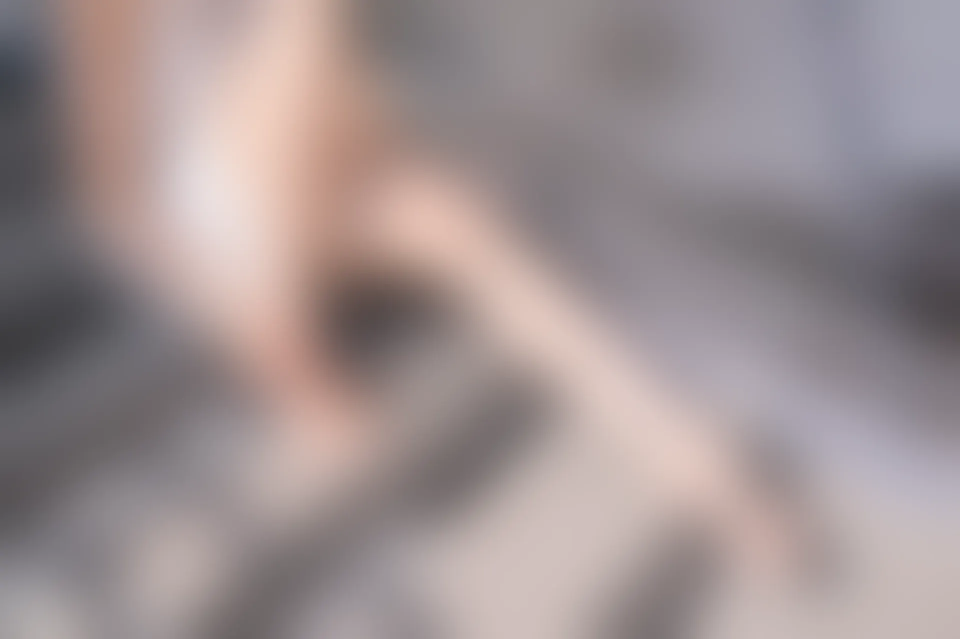 C30.002 阳光白裙 [41P-93MB]