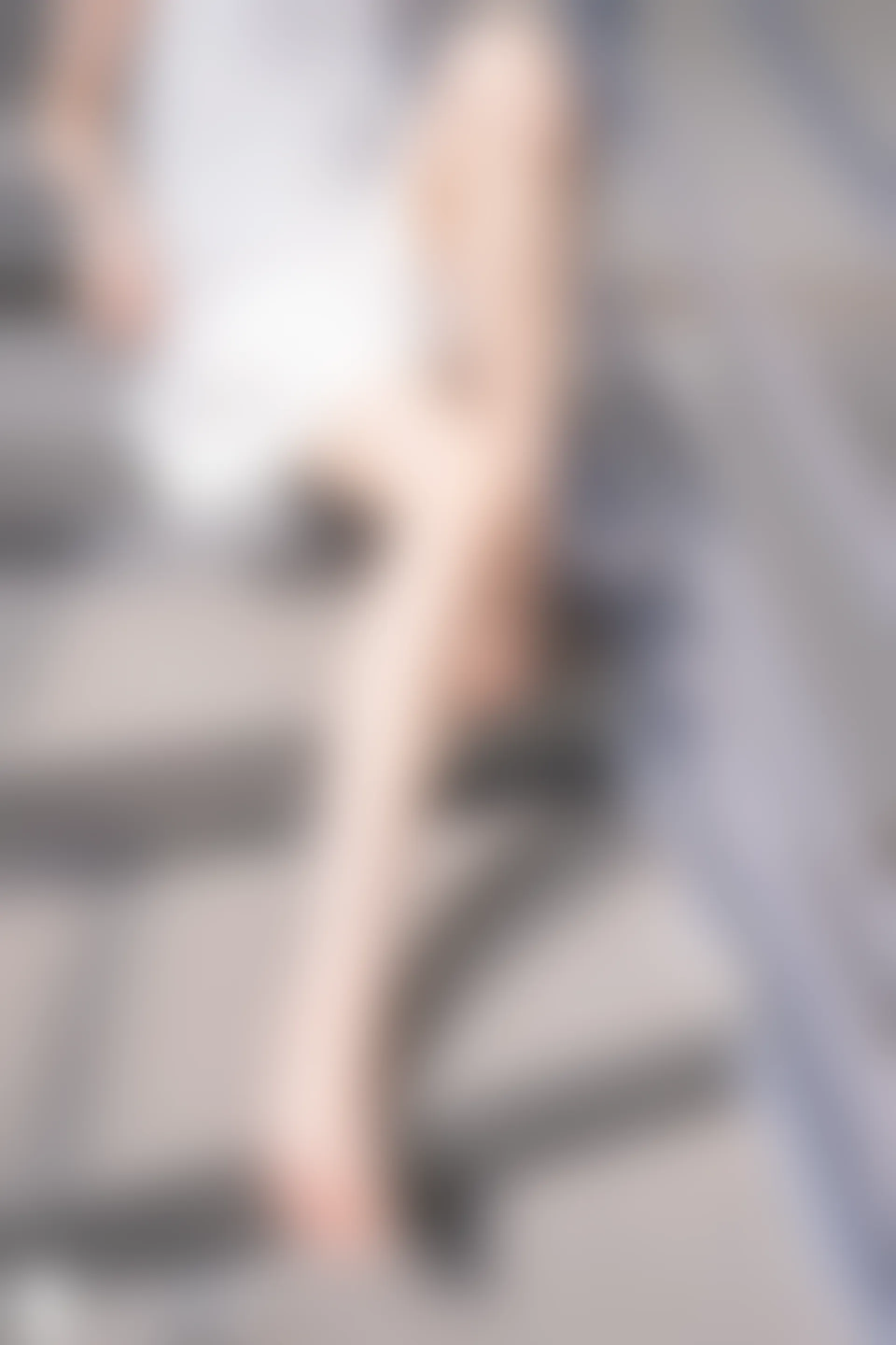 C30.002 阳光白裙 [41P-93MB]