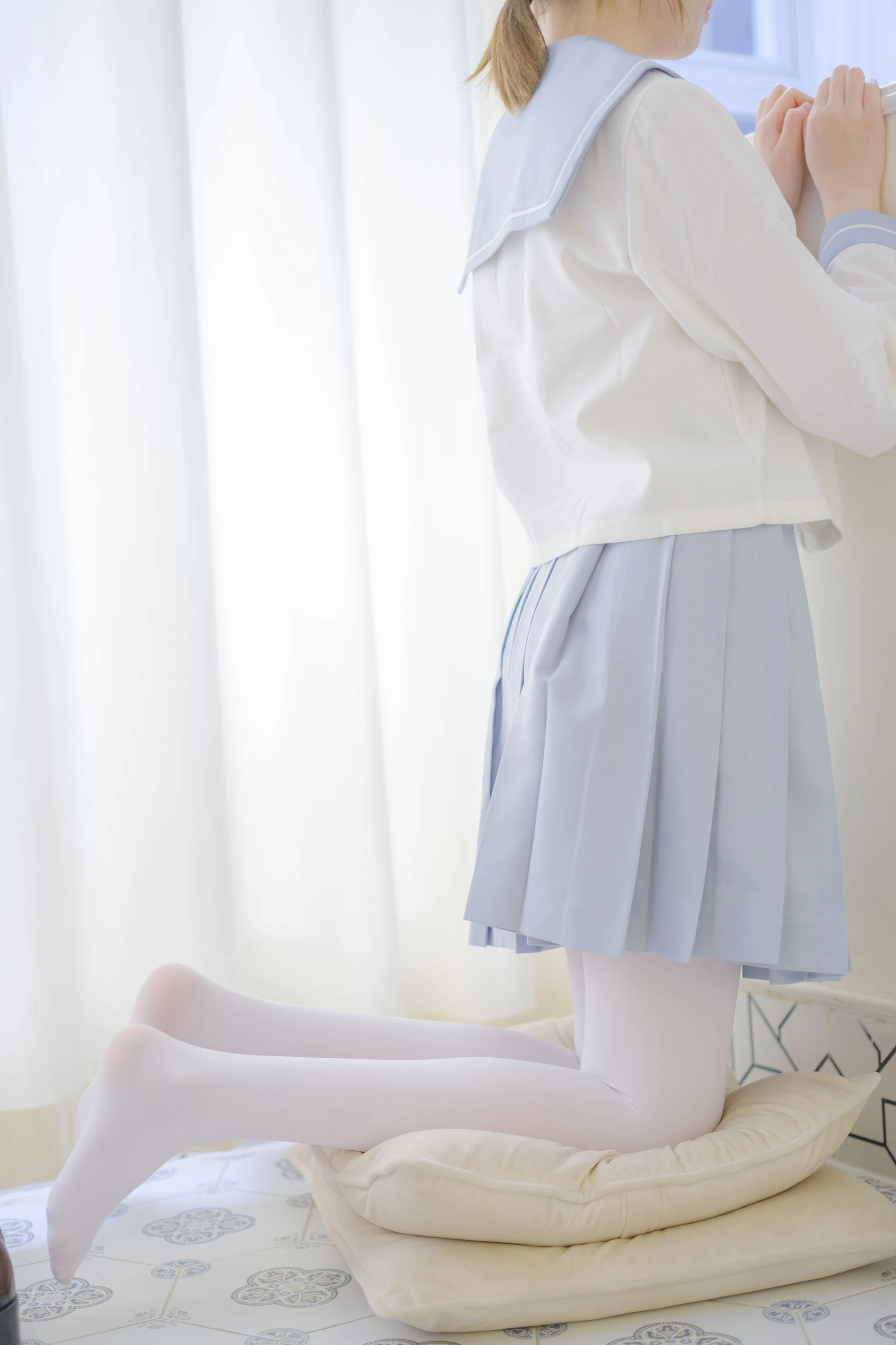 森萝财团 内部VIP系列 微风-04 白丝蓝白JK制服 [102P1V-3.3G]
