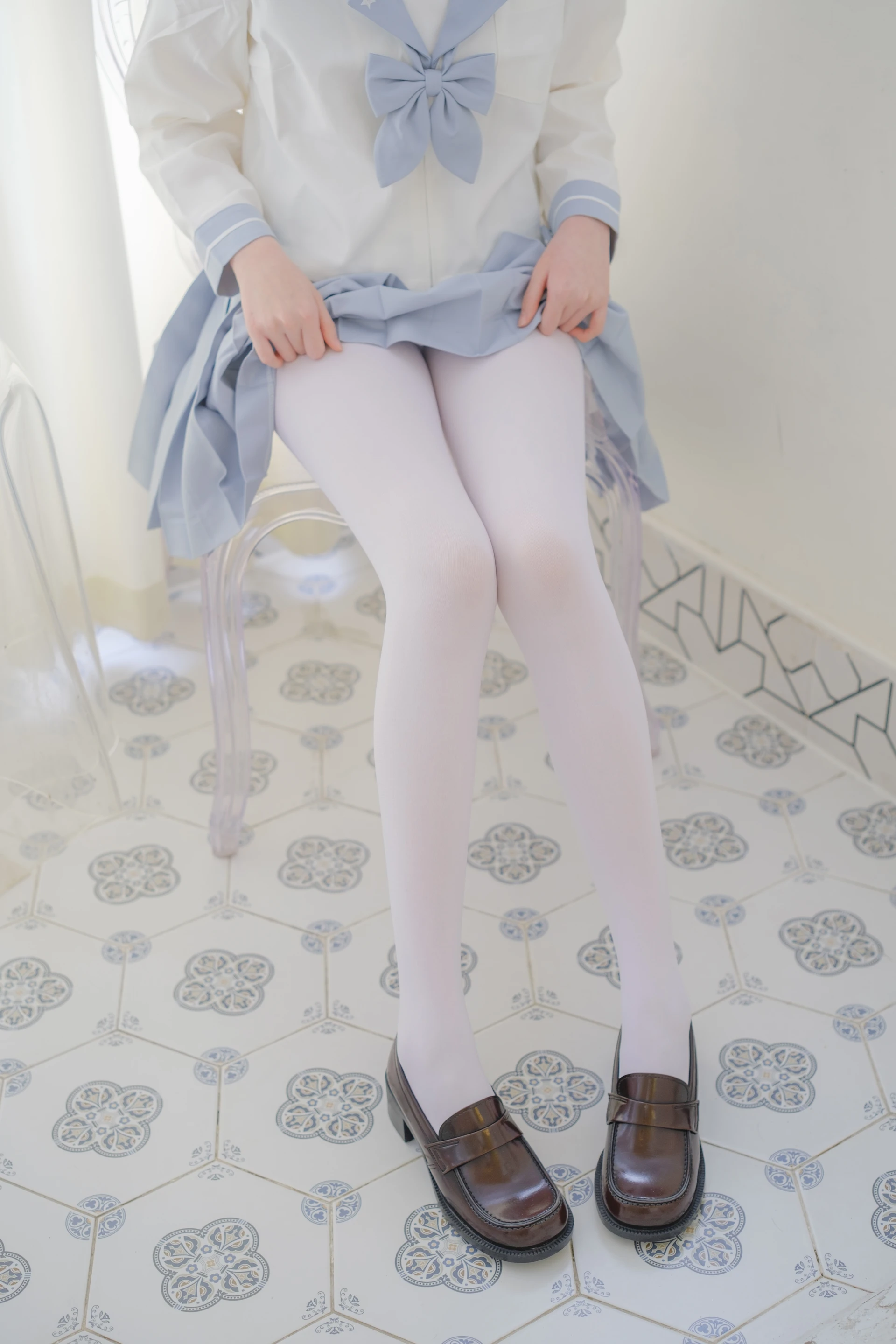 森萝财团 内部VIP系列 微风-04 白丝蓝白JK制服 [102P1V-3.3G]
