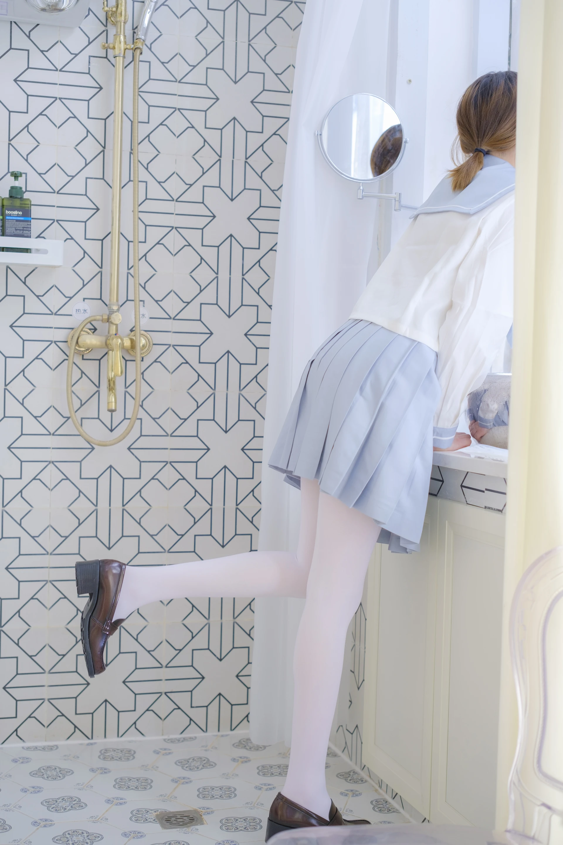 森萝财团 内部VIP系列 微风-04 白丝蓝白JK制服 [102P1V-3.3G]