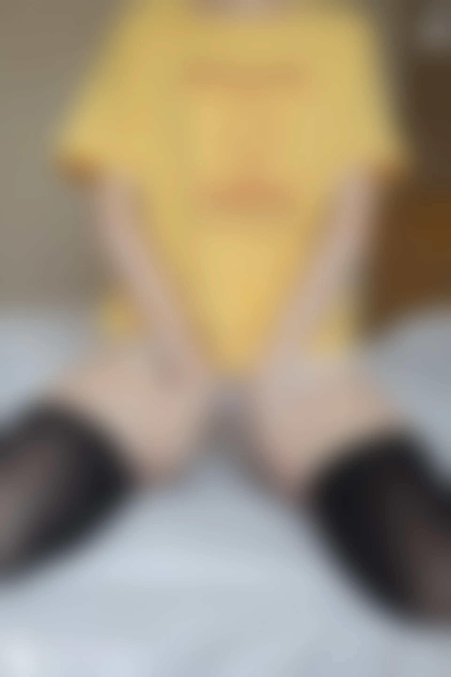 C48.004 黄色T恤衫 [40P-72MB]
