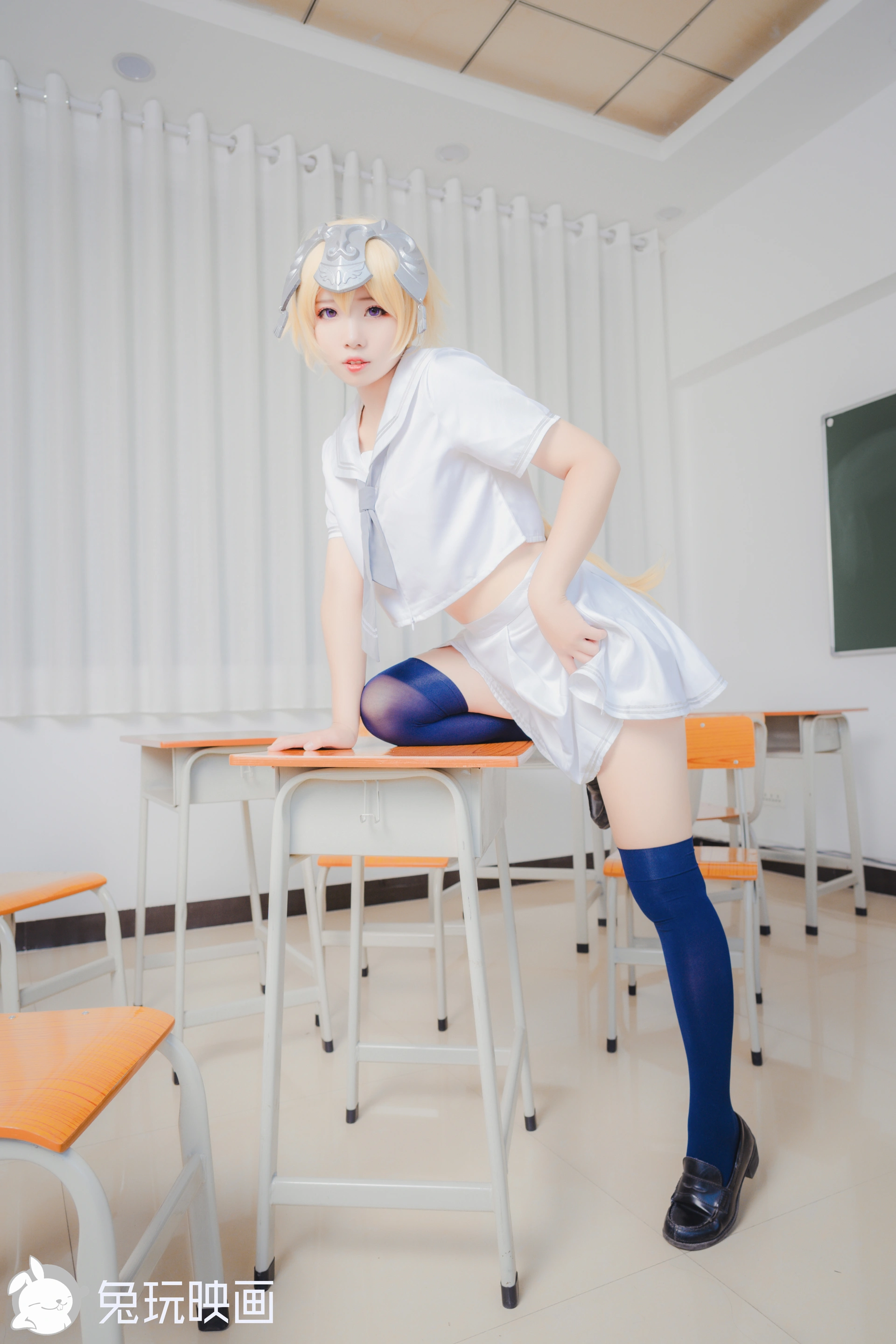 C47.003 白贞制服 [40P-453MB]