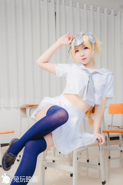 C41.001 白丝和制服裙 [40P-85MB]