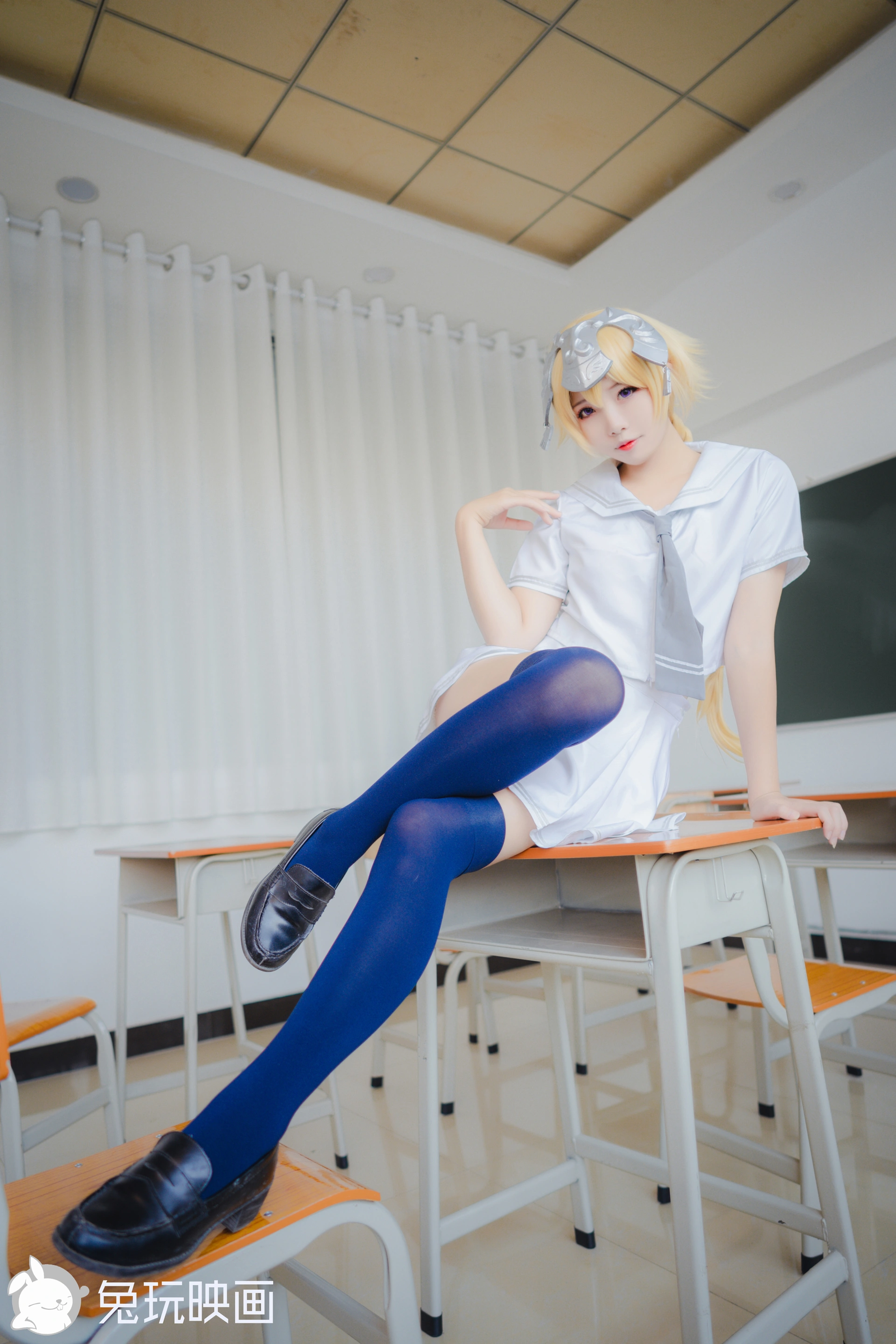 C47.003 白贞制服 [40P-453MB]