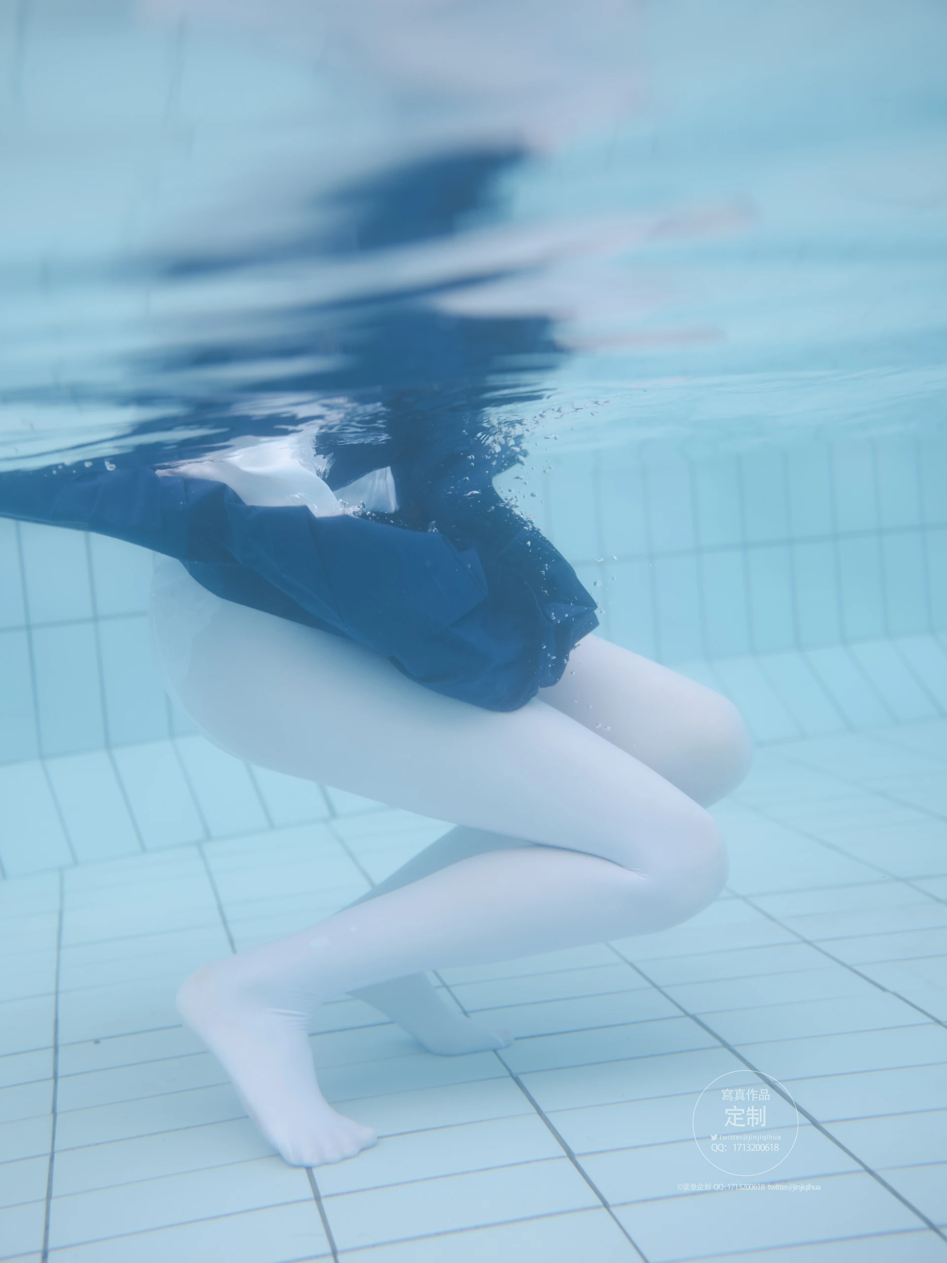 紧急企划 Y-003 咦咿yiyiyiyiyi 水下超唯美白丝jk [88P1V-1.14G]JK, 咦咿yiyiyiyiyi, 白丝, 紧急企划, 美腿, 美足