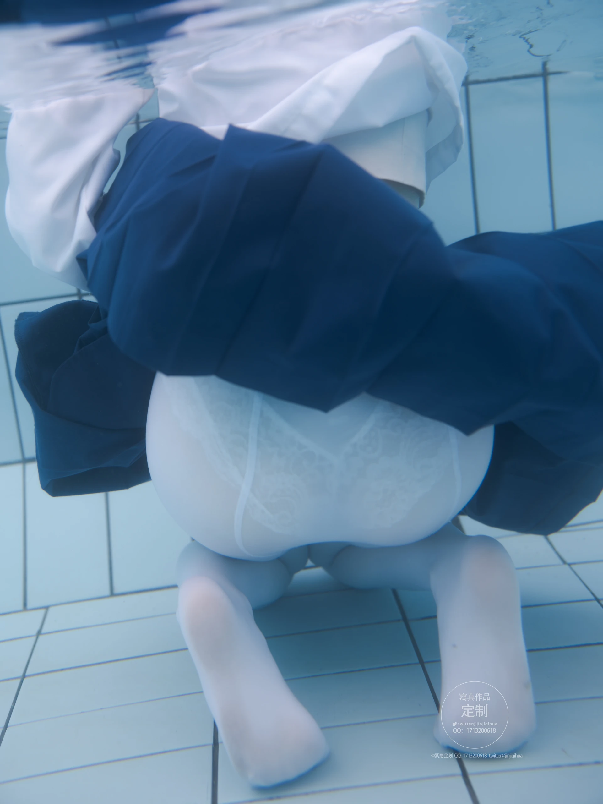 紧急企划 Y-003 咦咿yiyiyiyiyi 水下超唯美白丝jk [88P1V-1.14G]JK, 咦咿yiyiyiyiyi, 白丝, 紧急企划, 美腿, 美足