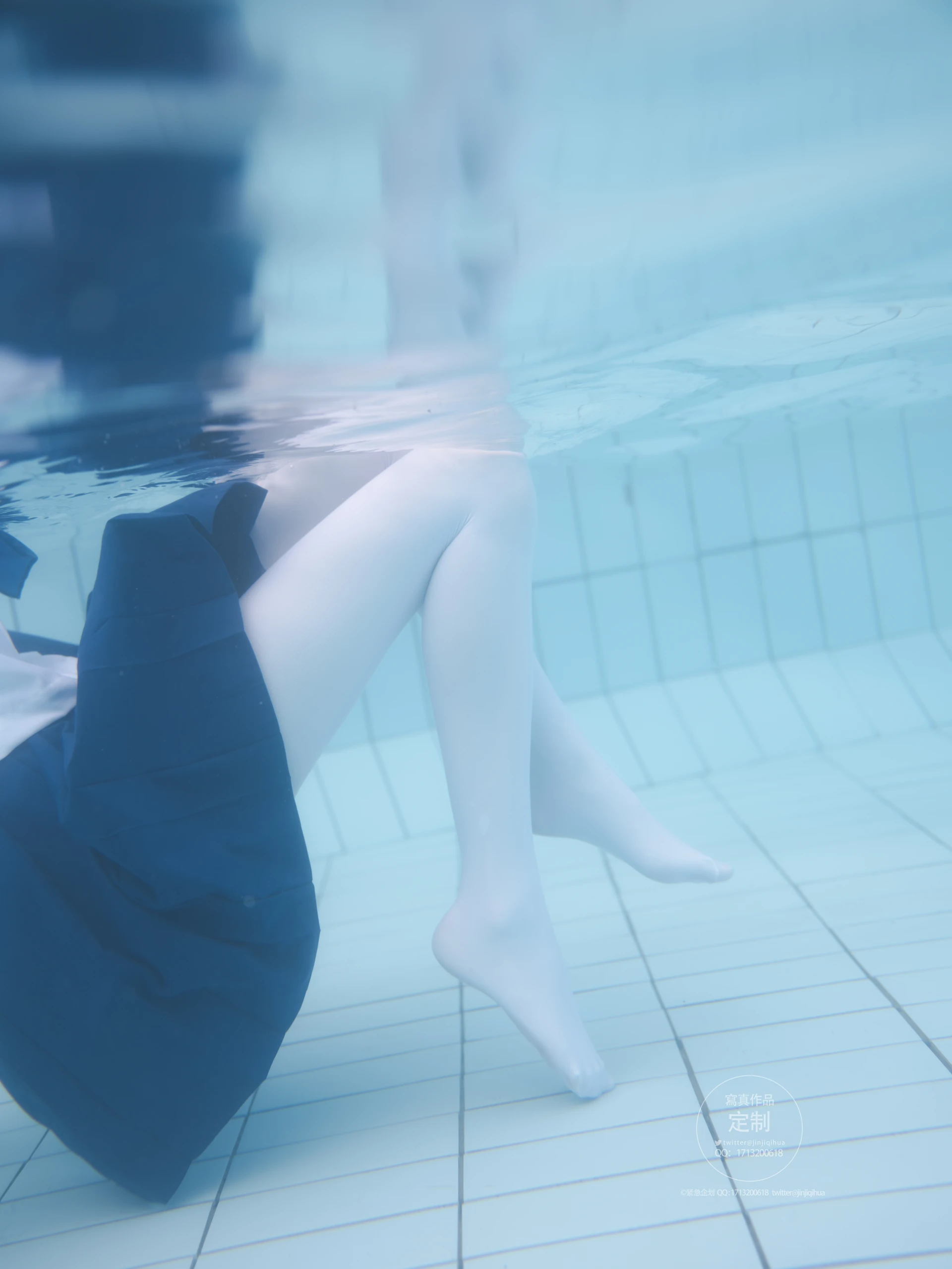 紧急企划 Y-003 咦咿yiyiyiyiyi 水下超唯美白丝jk [88P1V-1.14G]JK, 咦咿yiyiyiyiyi, 白丝, 紧急企划, 美腿, 美足