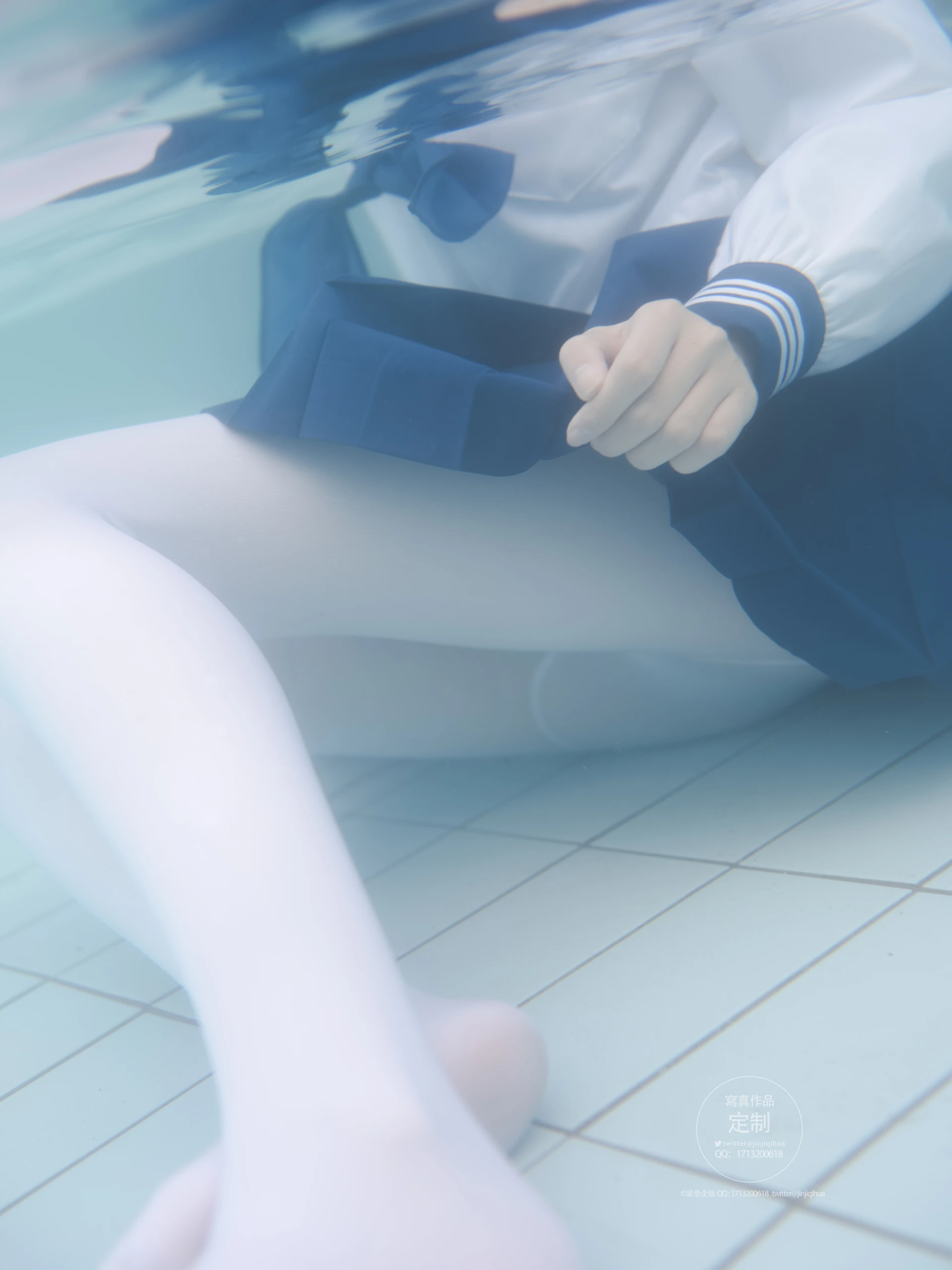 紧急企划 Y-003 咦咿yiyiyiyiyi 水下超唯美白丝jk [88P1V-1.14G]JK, 咦咿yiyiyiyiyi, 白丝, 紧急企划, 美腿, 美足