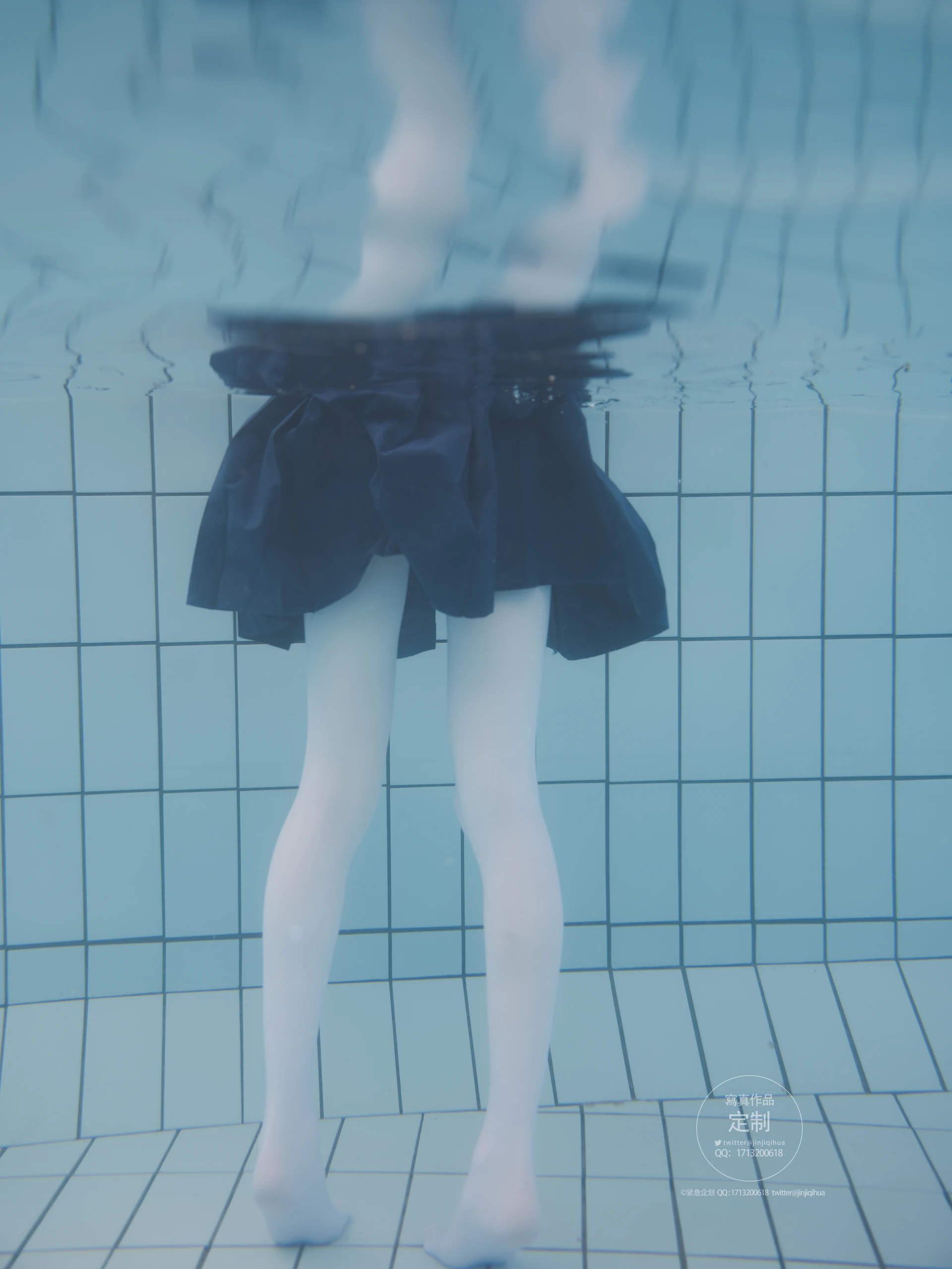 紧急企划 Y-003 咦咿yiyiyiyiyi 水下超唯美白丝jk [88P1V-1.14G]JK, 咦咿yiyiyiyiyi, 白丝, 紧急企划, 美腿, 美足