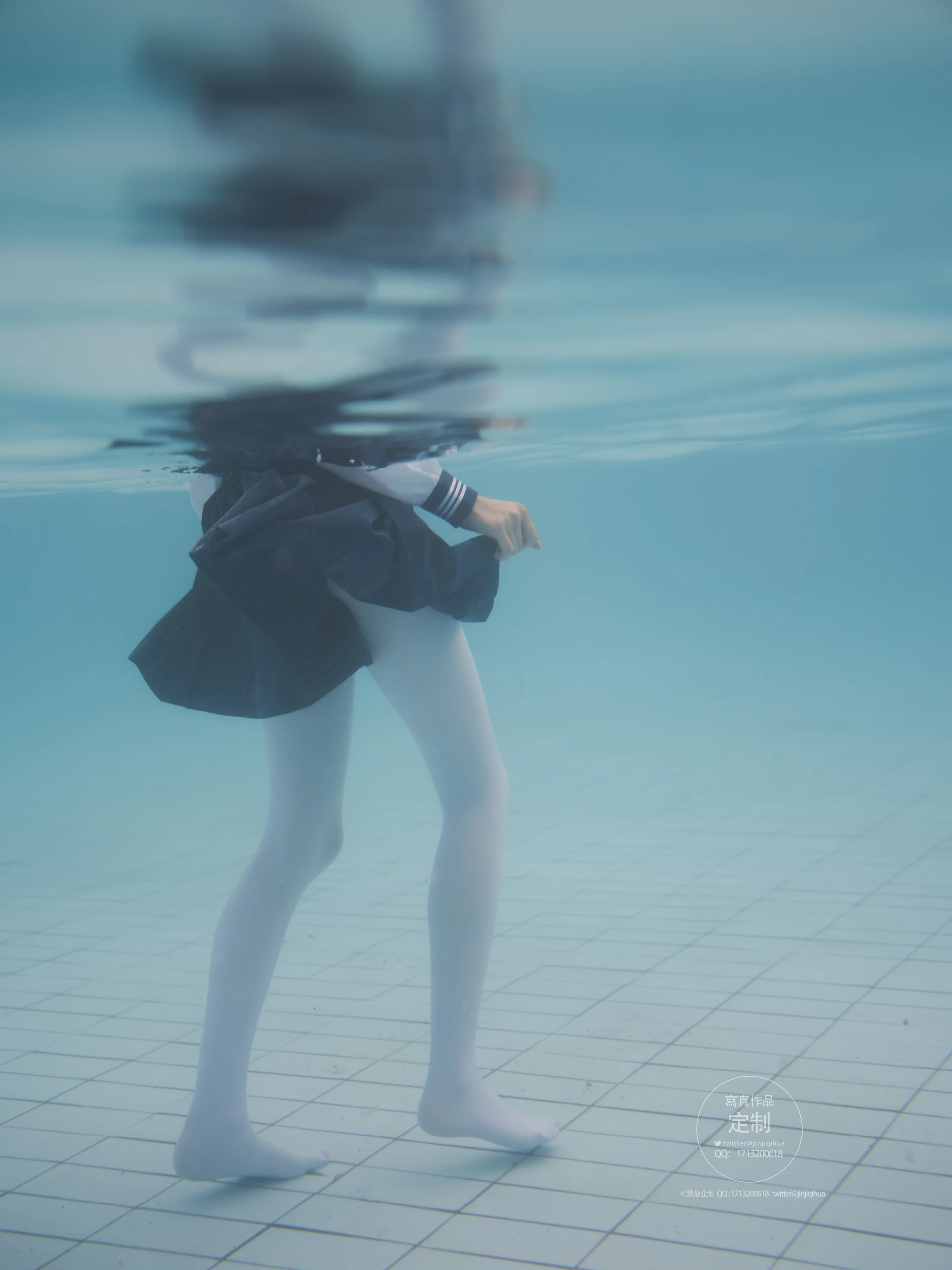 紧急企划 Y-003 咦咿yiyiyiyiyi 水下超唯美白丝jk [88P1V-1.14G]JK, 咦咿yiyiyiyiyi, 白丝, 紧急企划, 美腿, 美足