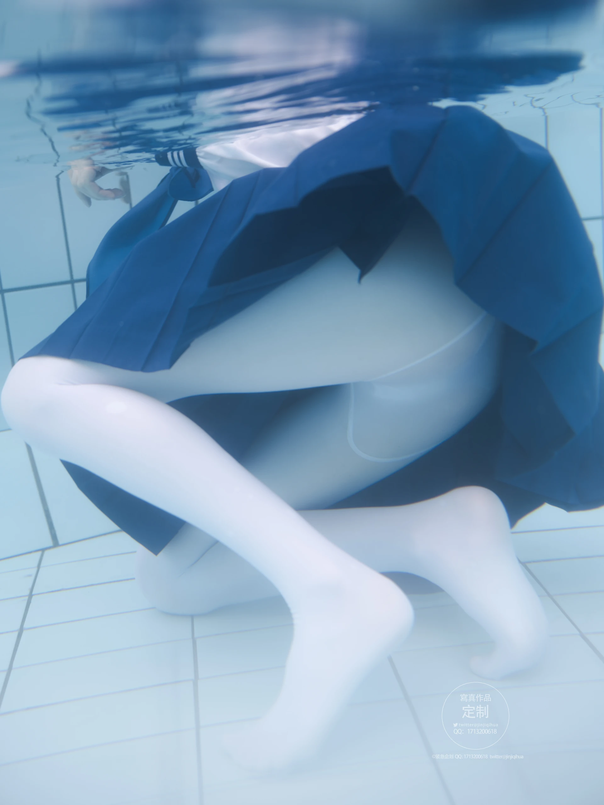 紧急企划 Y-003 咦咿yiyiyiyiyi 水下超唯美白丝jk [88P1V-1.14G]JK, 咦咿yiyiyiyiyi, 白丝, 紧急企划, 美腿, 美足