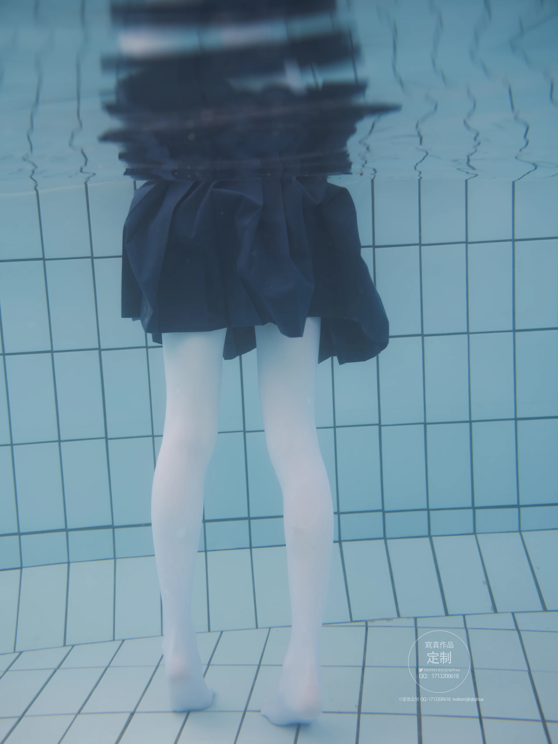 紧急企划 Y-003 咦咿yiyiyiyiyi 水下超唯美白丝jk [88P1V-1.14G]JK, 咦咿yiyiyiyiyi, 白丝, 紧急企划, 美腿, 美足