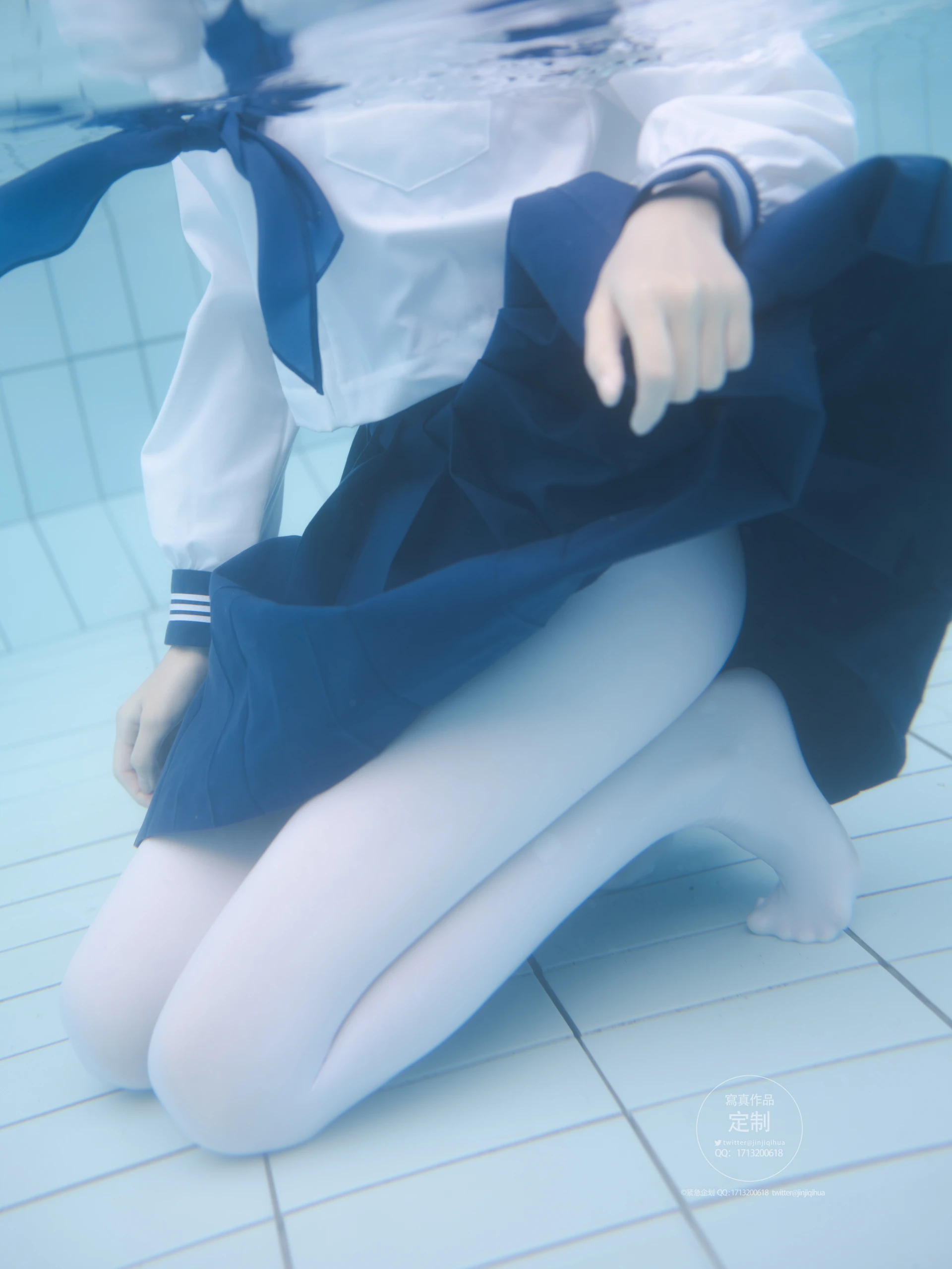 紧急企划 Y-003 咦咿yiyiyiyiyi 水下超唯美白丝jk [88P1V-1.14G]JK, 咦咿yiyiyiyiyi, 白丝, 紧急企划, 美腿, 美足