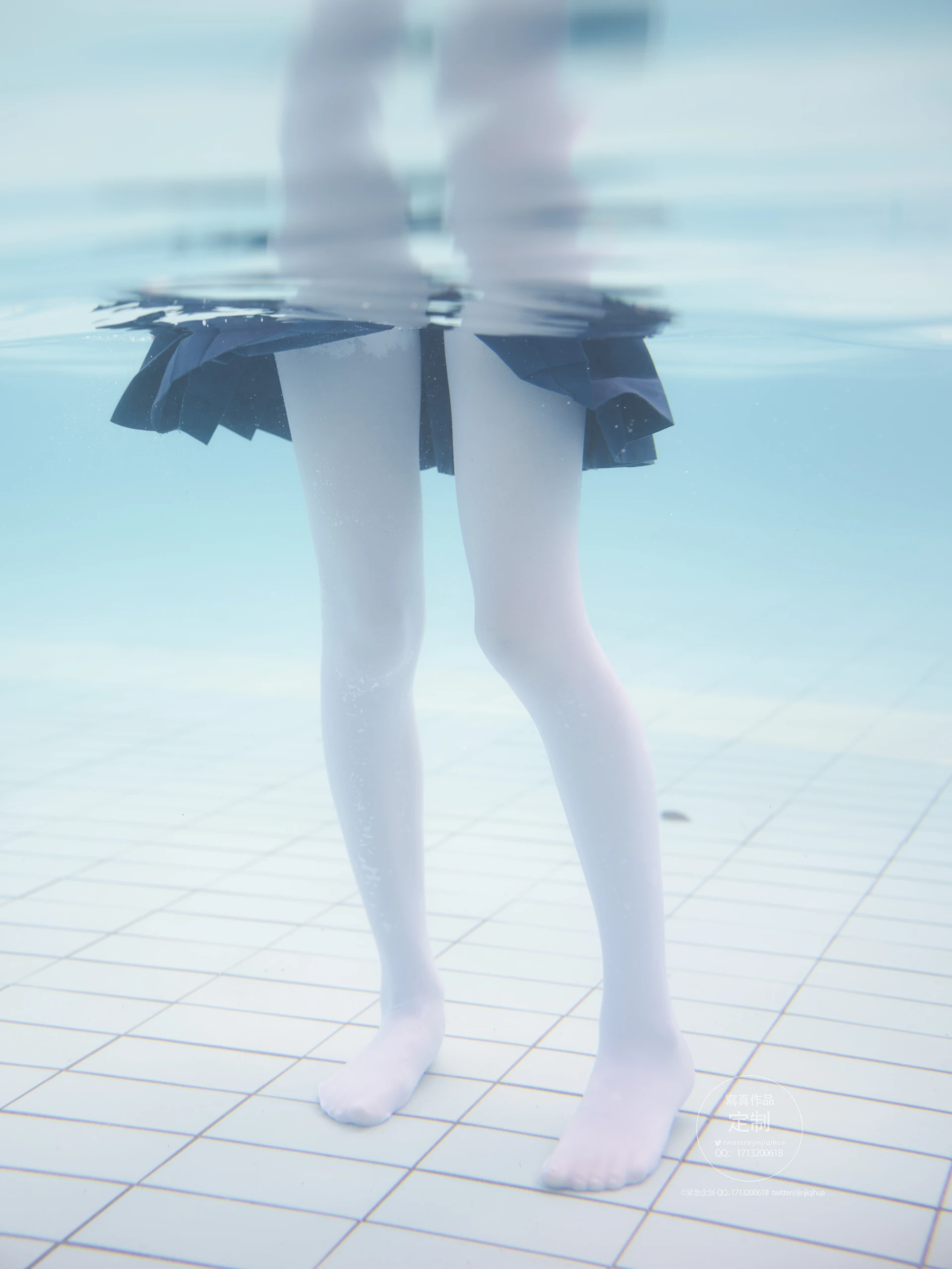 紧急企划 Y-003 咦咿yiyiyiyiyi 水下超唯美白丝jk [88P1V-1.14G]JK, 咦咿yiyiyiyiyi, 白丝, 紧急企划, 美腿, 美足