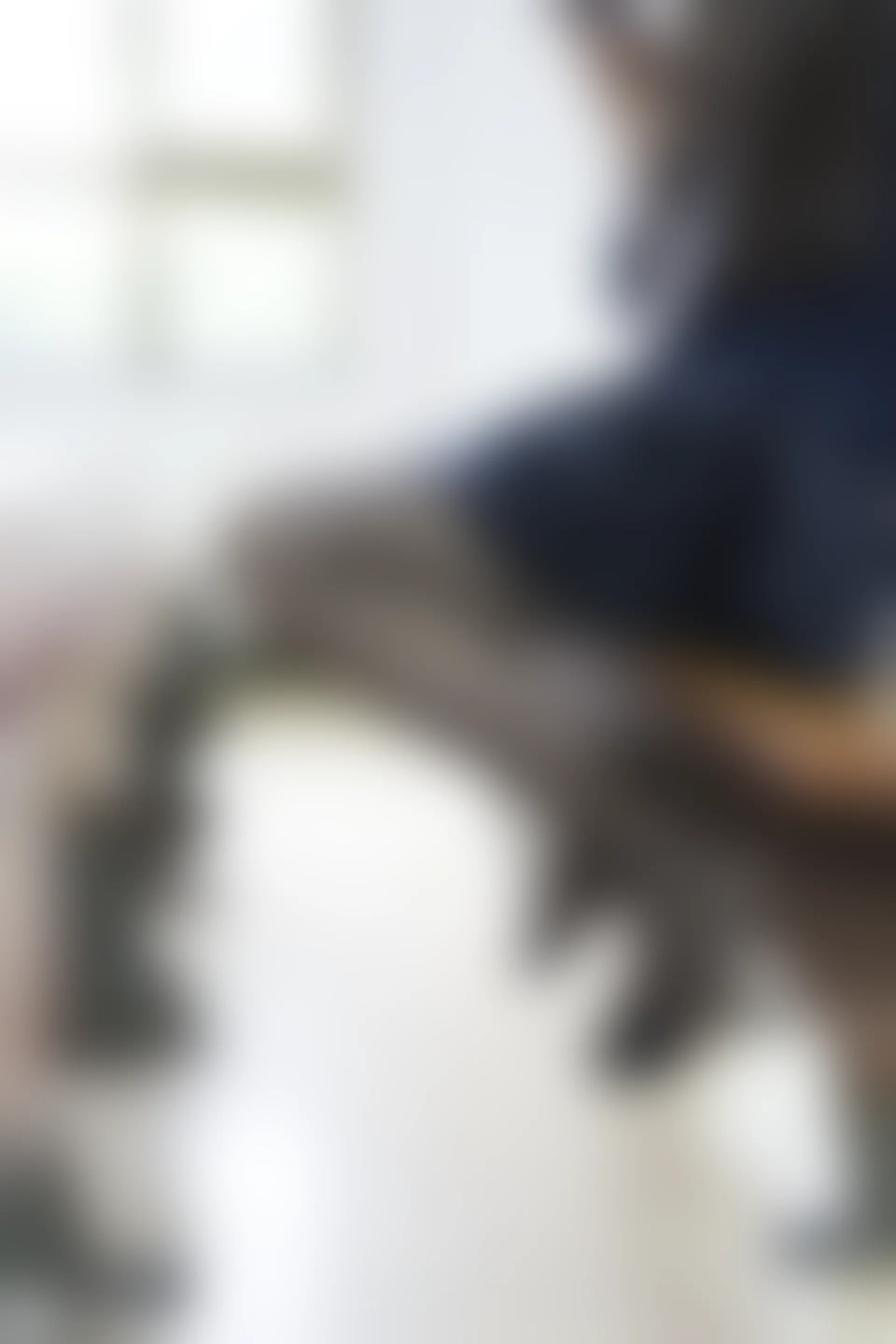 C14.007 教室里的黑丝 [39P-334MB]