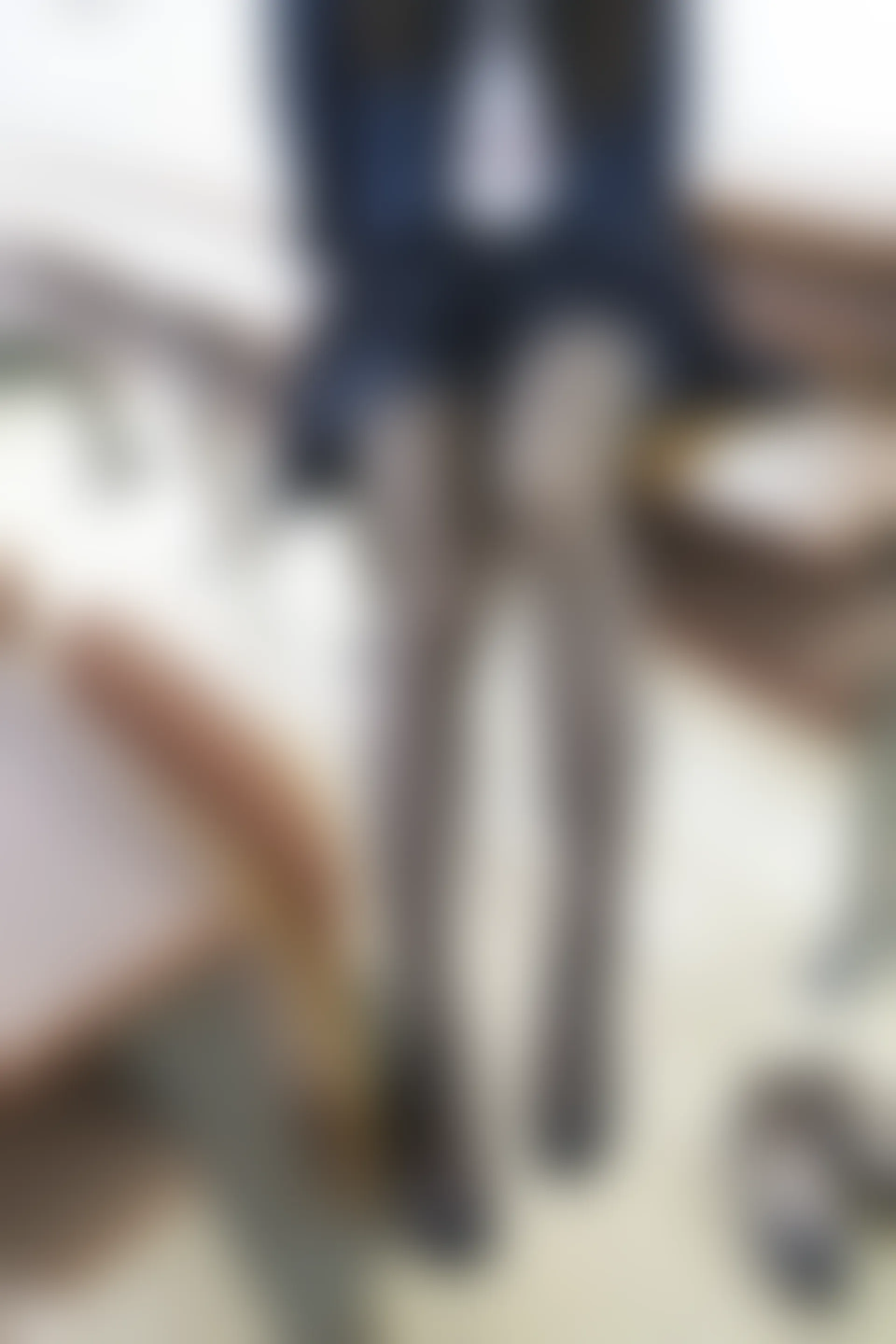 C14.007 教室里的黑丝 [39P-334MB]
