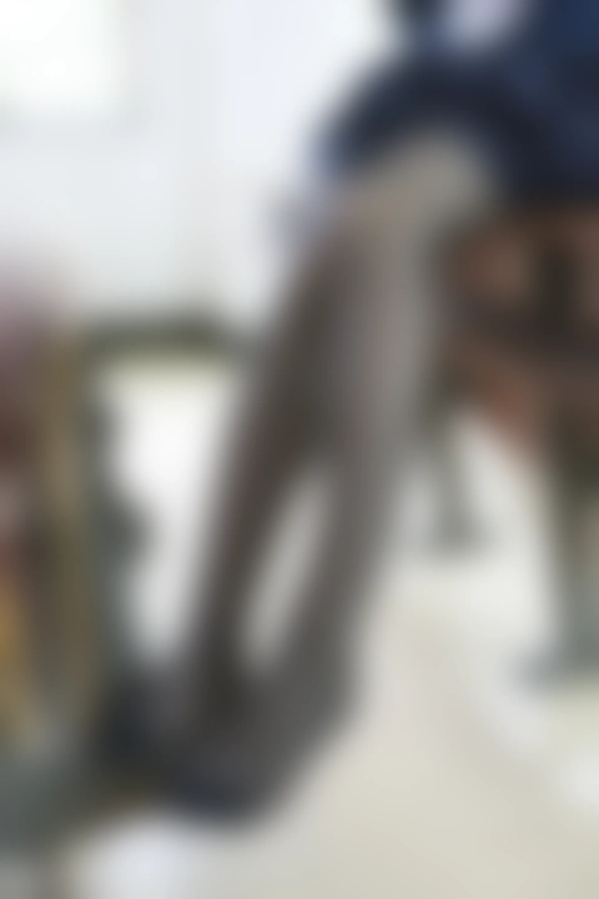 C14.007 教室里的黑丝 [39P-334MB]